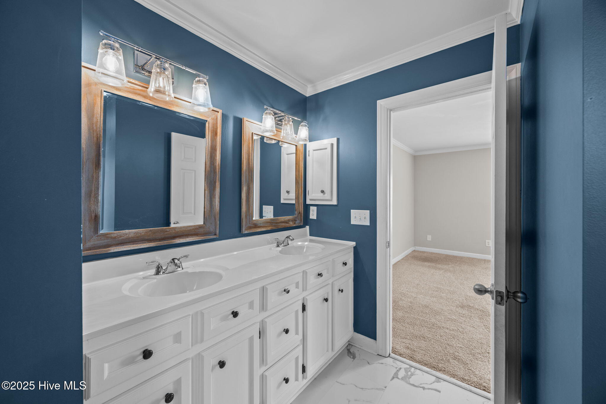 30-web-or-mls-BLS_0060