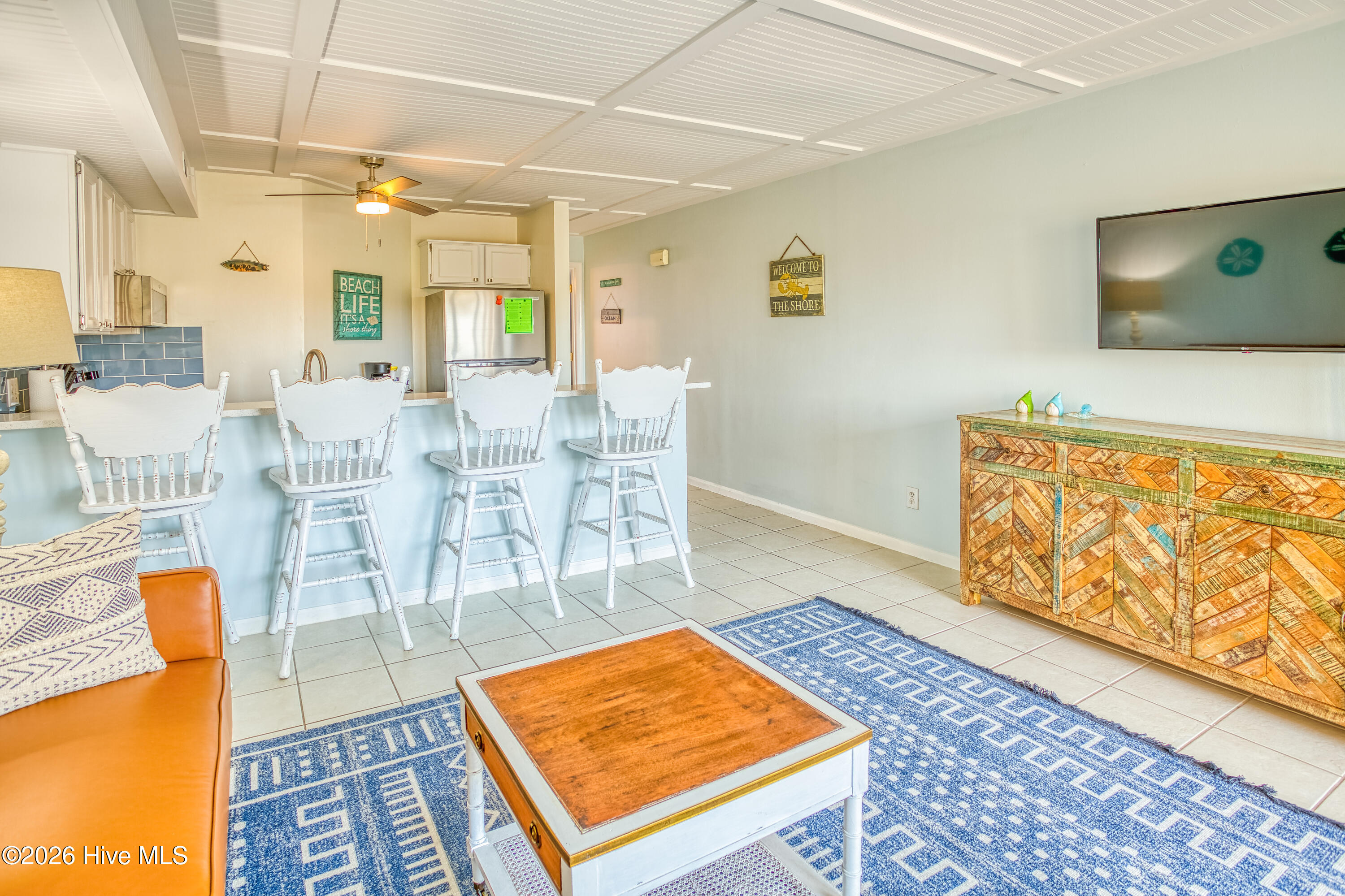 100558011 | Photo 10