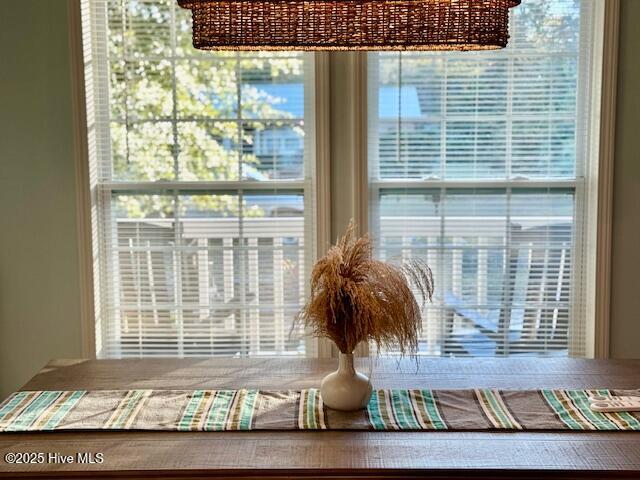 100545035 | Photo 90