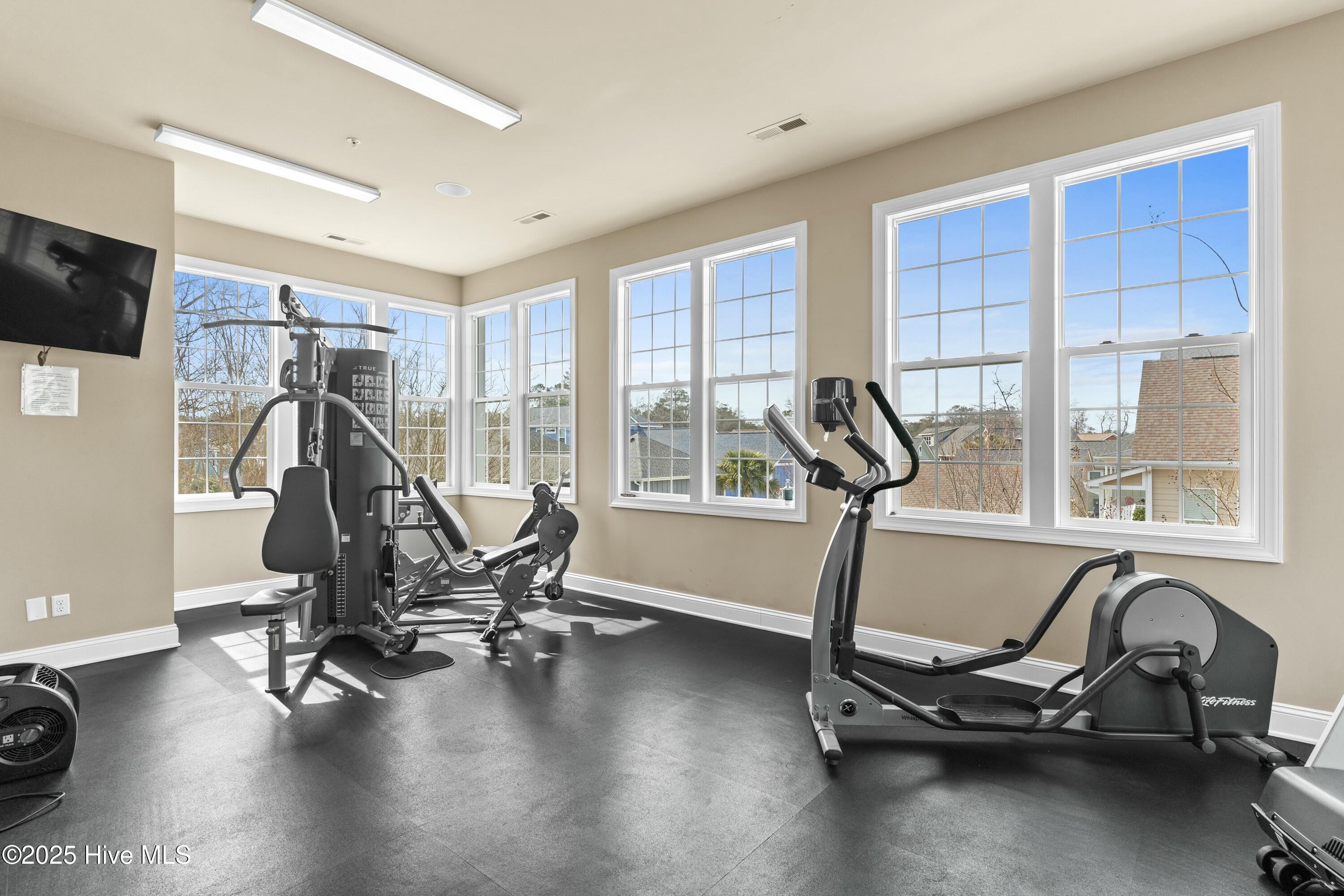 100560955 | Photo 68