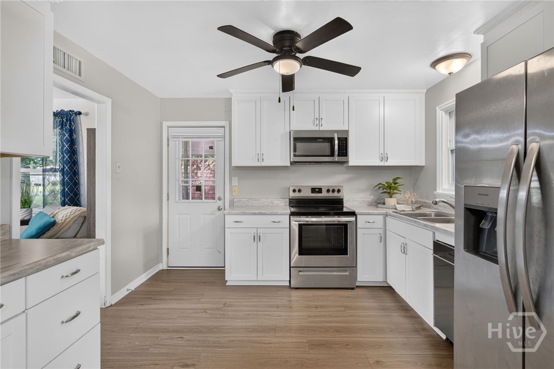 Photo 4 of Single family home for sale at 2131 Walz Dr, Savannah, GA 31404 | MLS# SA364702 | Listing updated on 2026-09-21