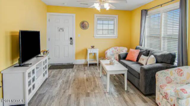 100539310 | Photo 18