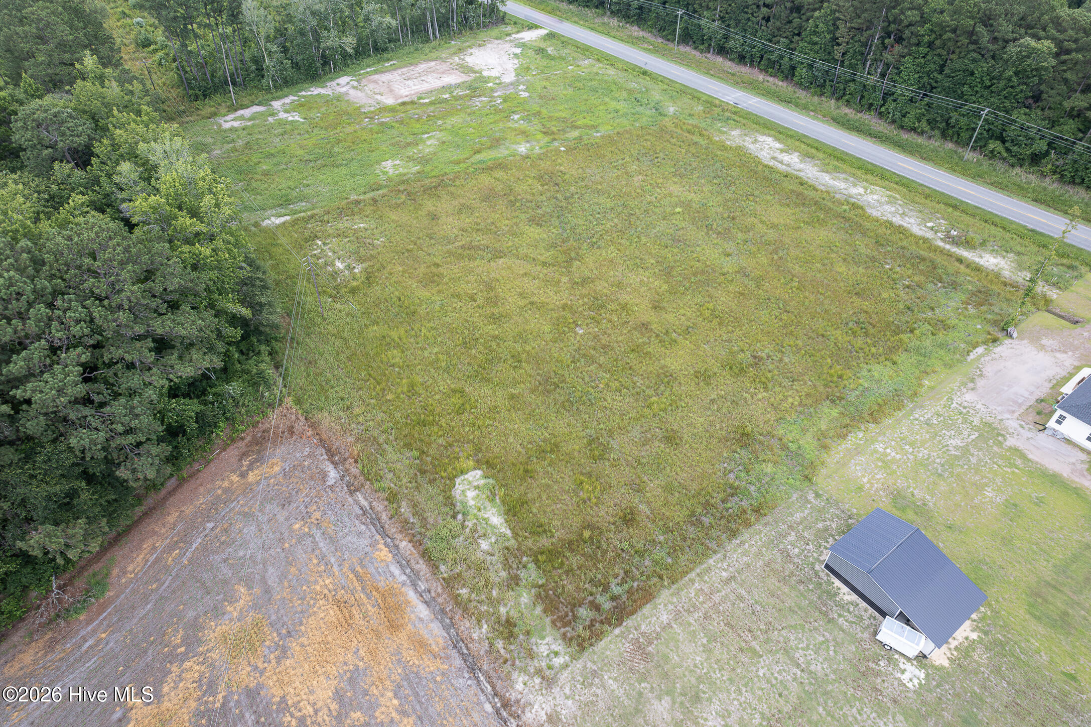 Exterior photo of 2246 5 S Nc 41 & 111 Highway, Beulaville, NC 28518. MLS: 100590504