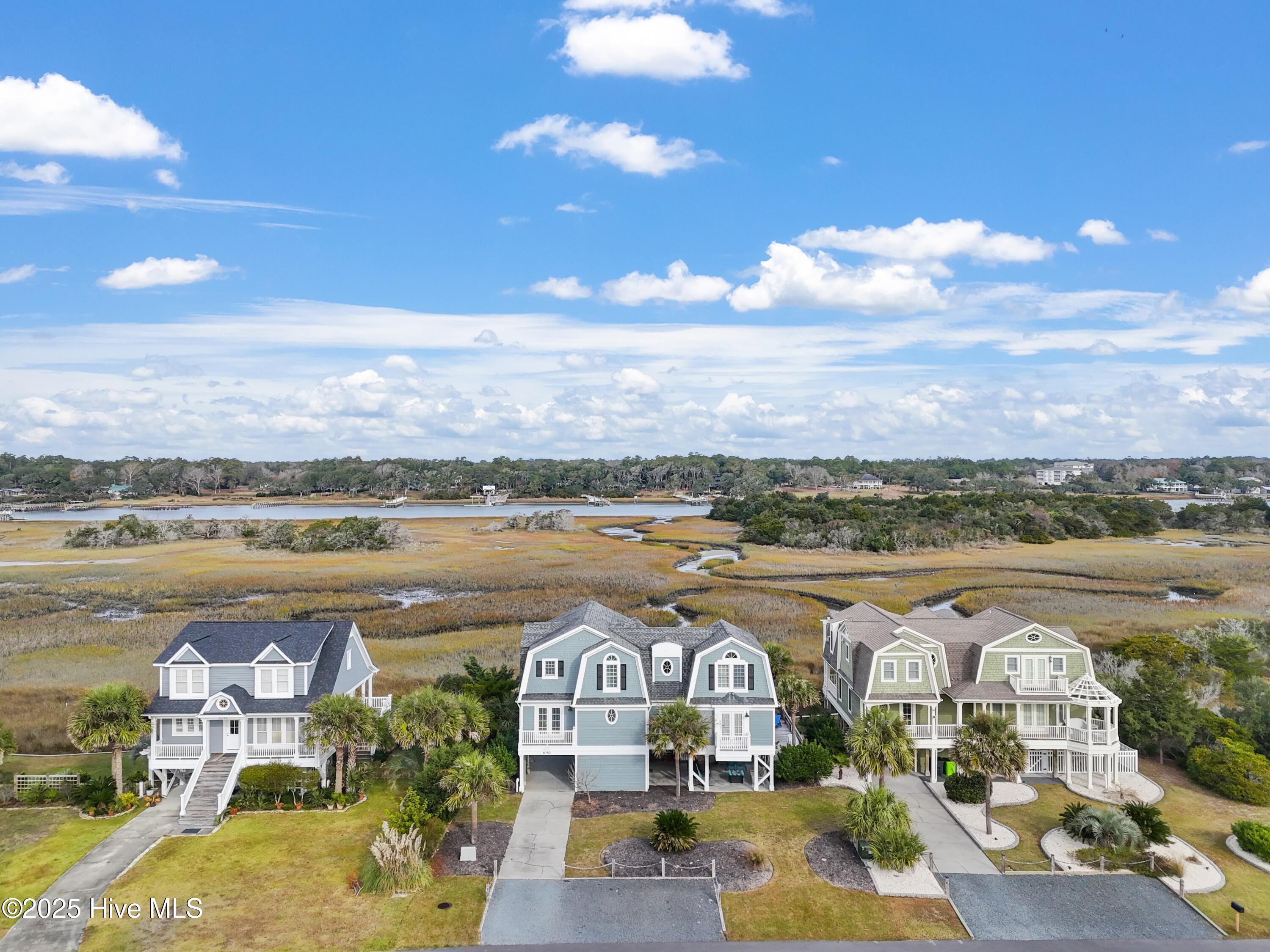 100541969 | Photo 111