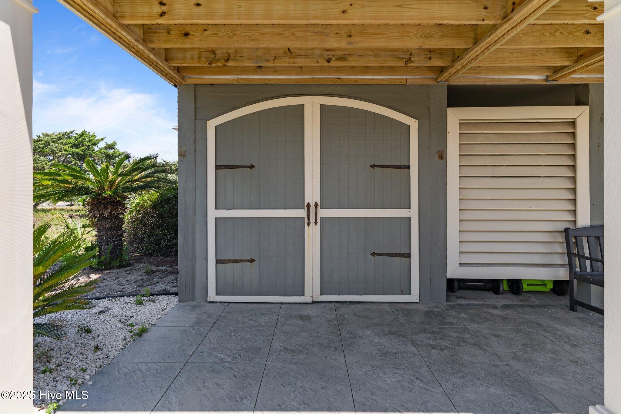 100514619 | Photo 31