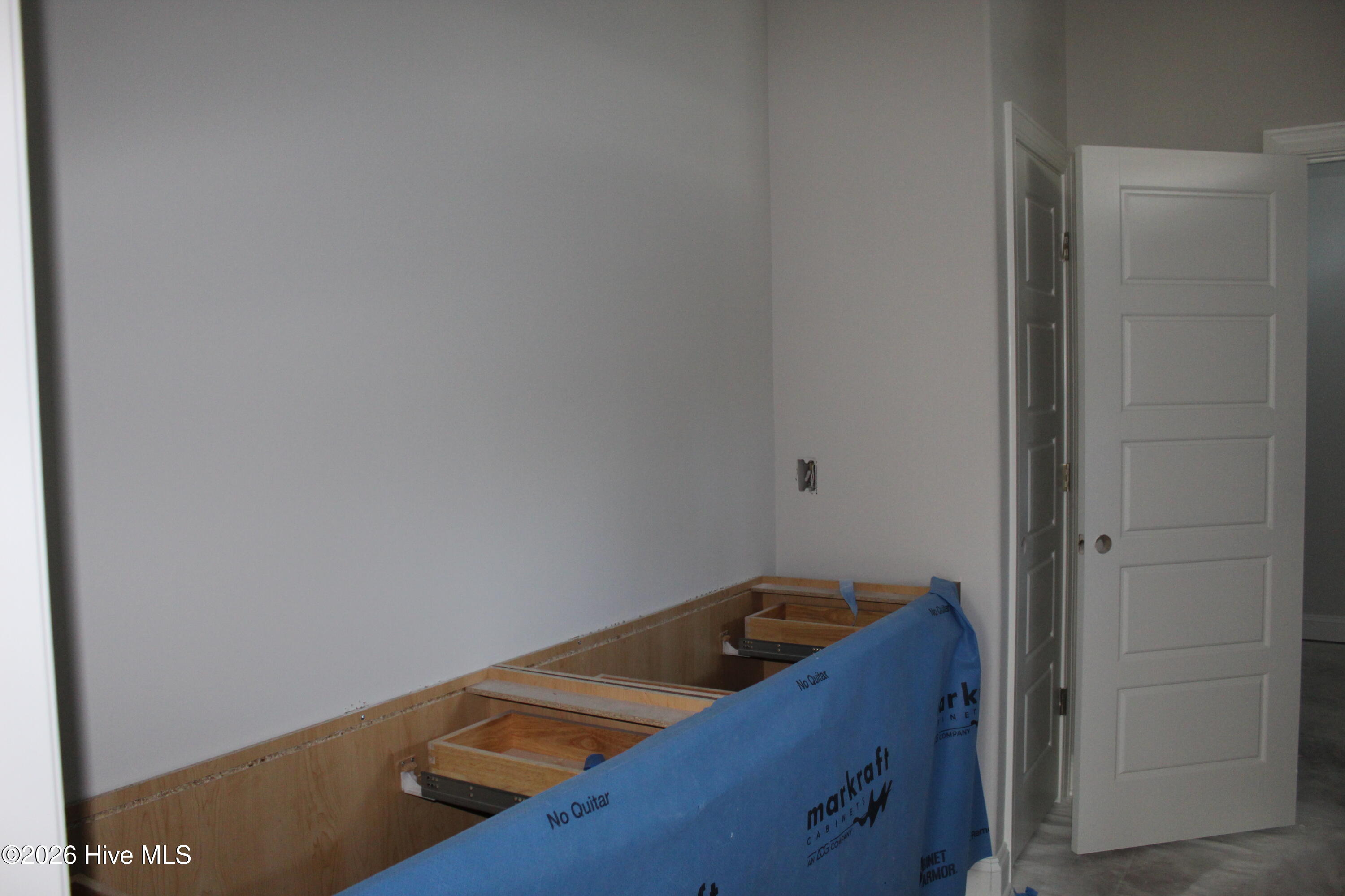 100536128 | Photo 19