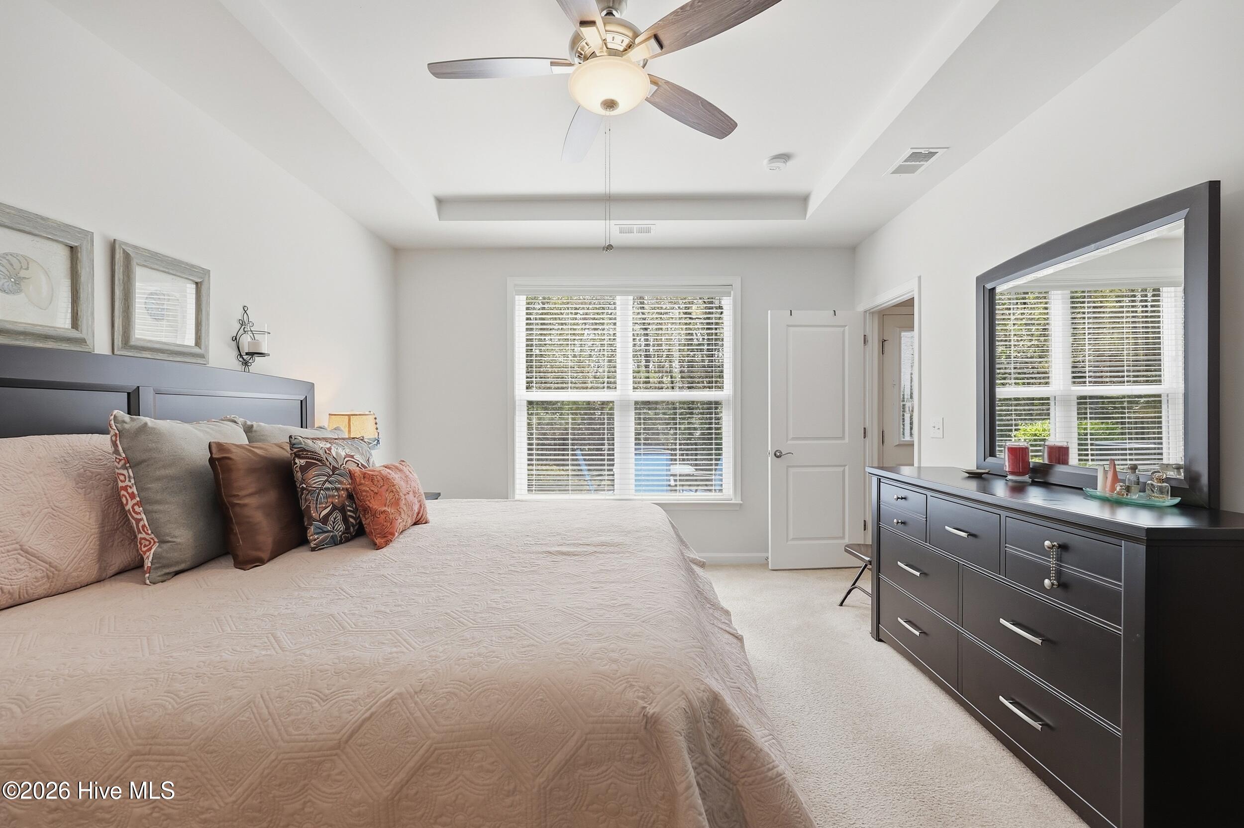 100564272 | Photo 22