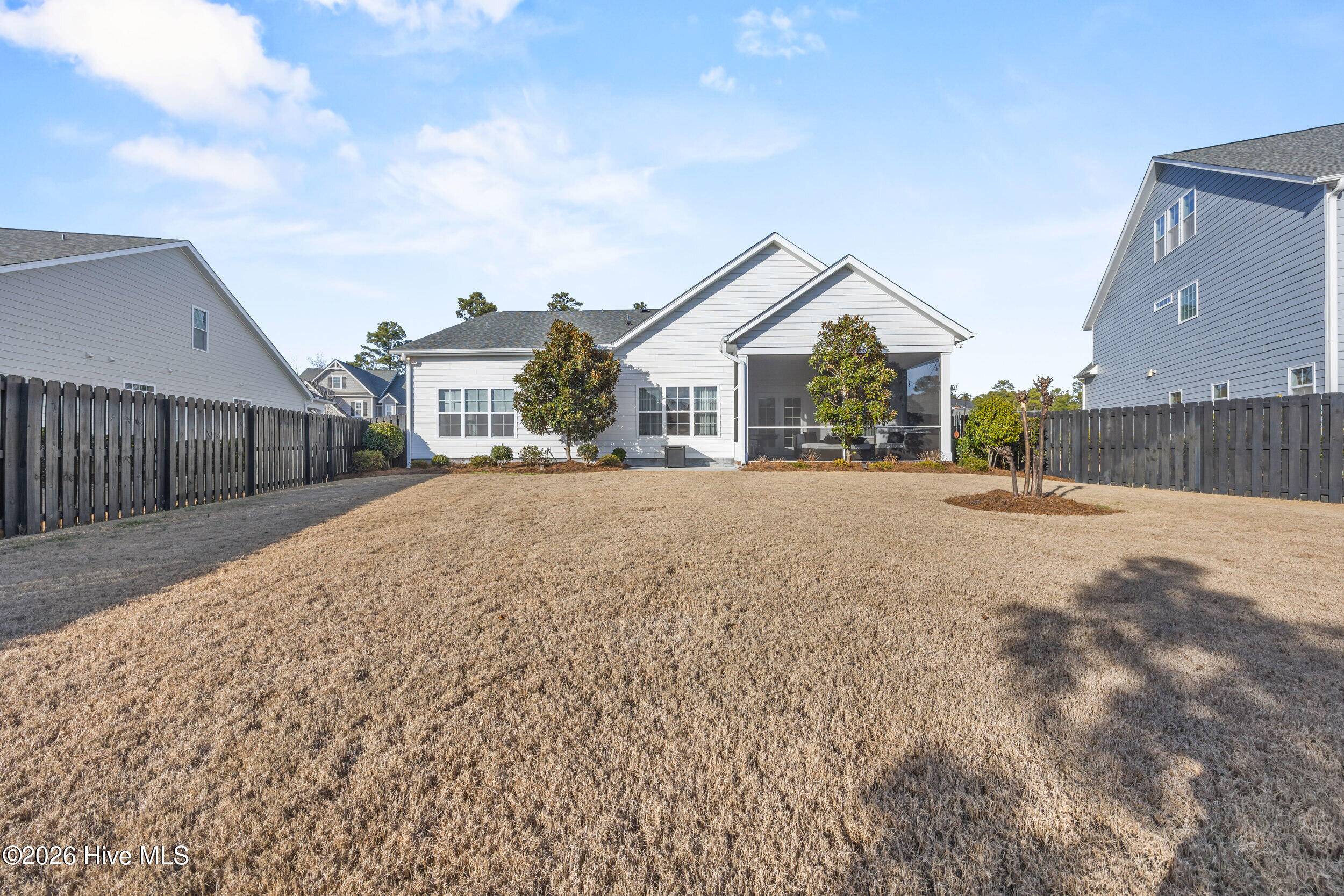 100550953 | Photo 45