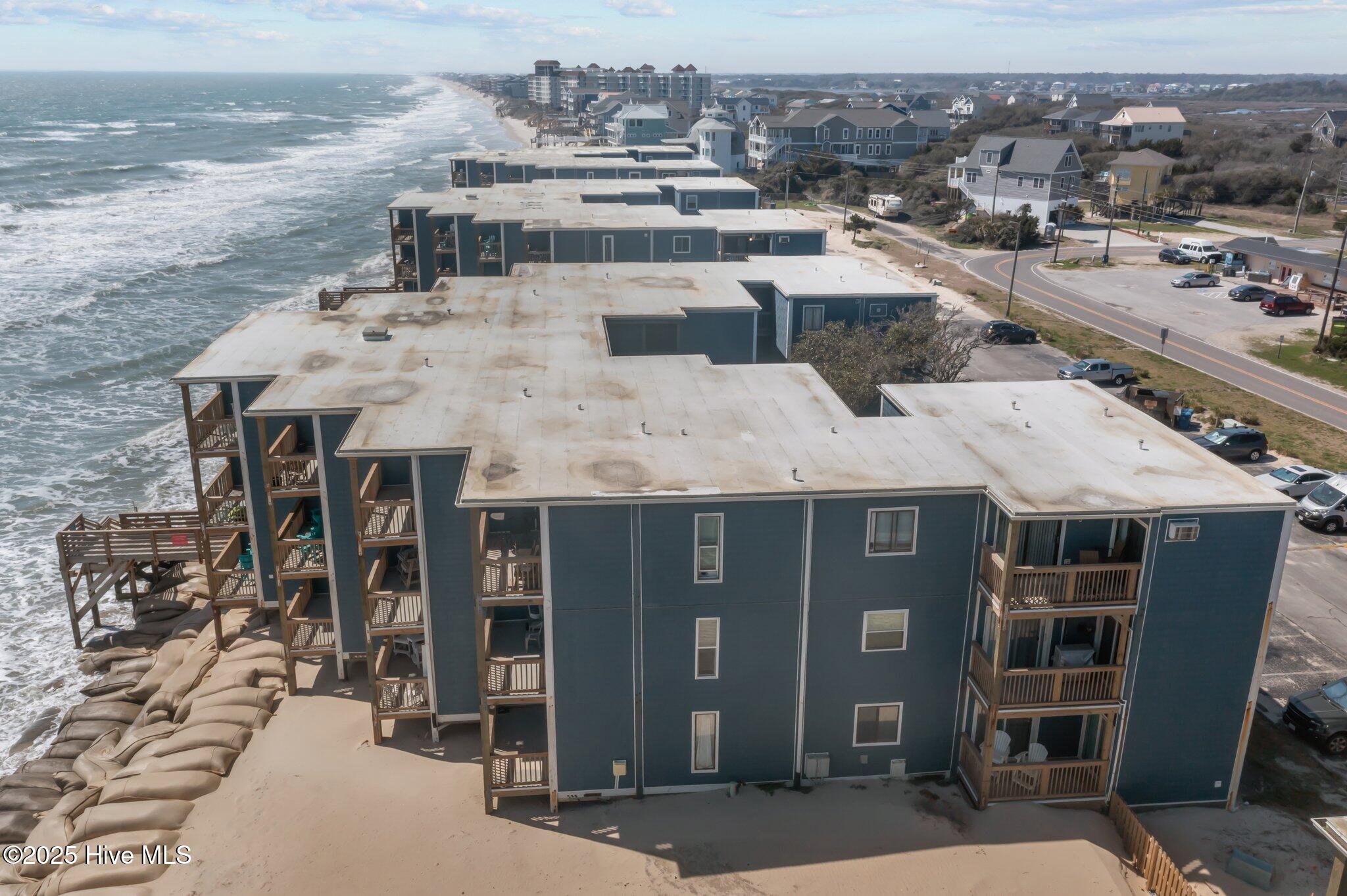 100546128 | Photo 47