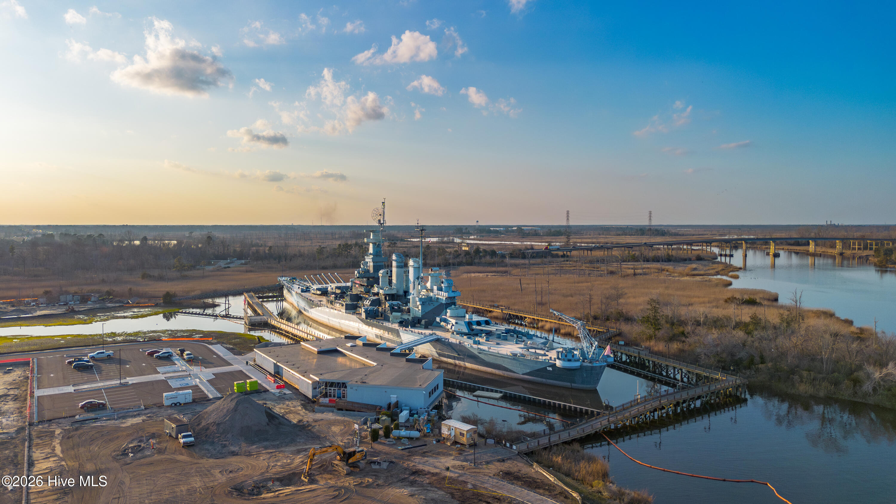 100555401 | Photo 30