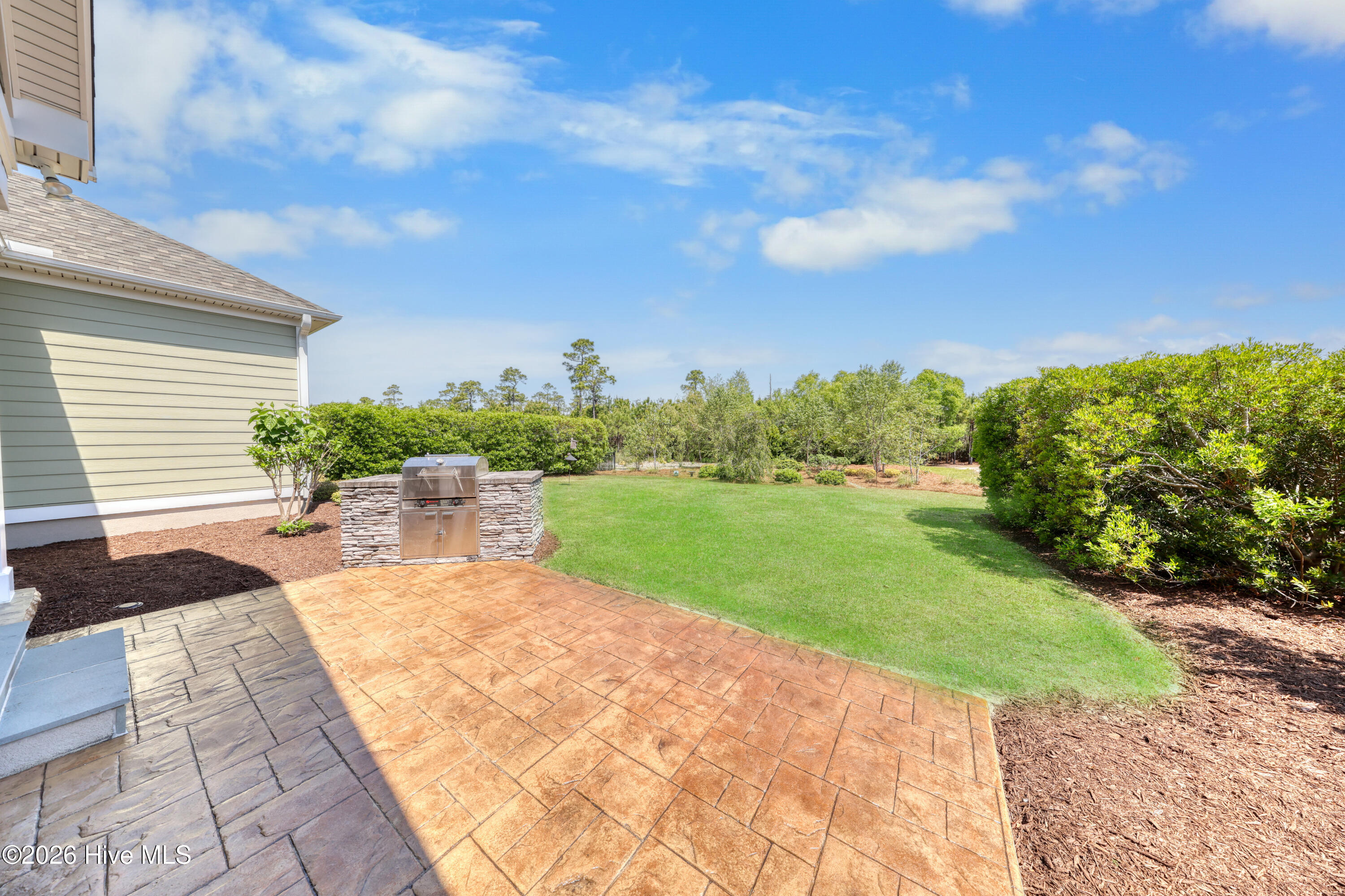 100569596 | Photo 40