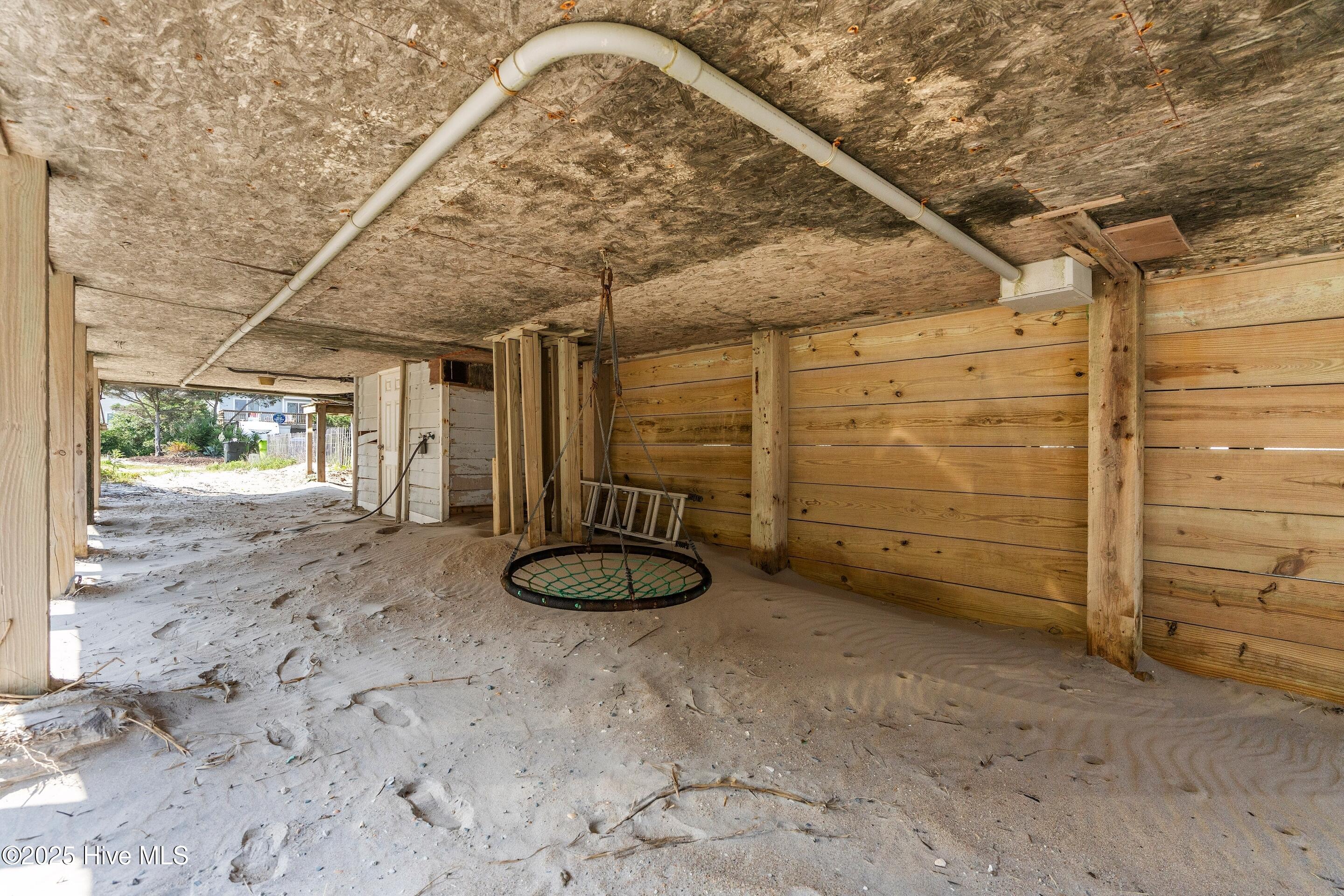 100514835 | Photo 60