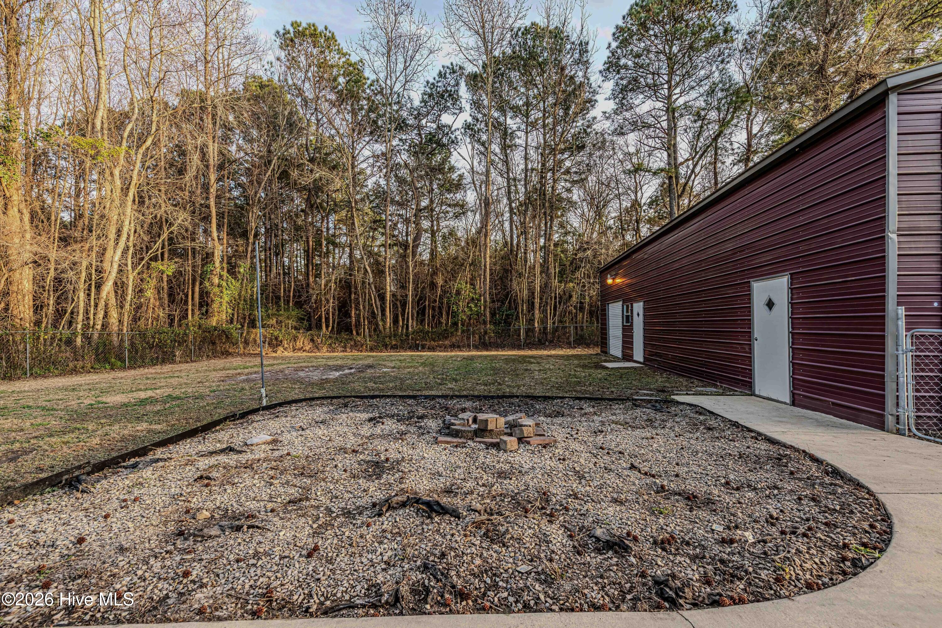 100549124 | Photo 43