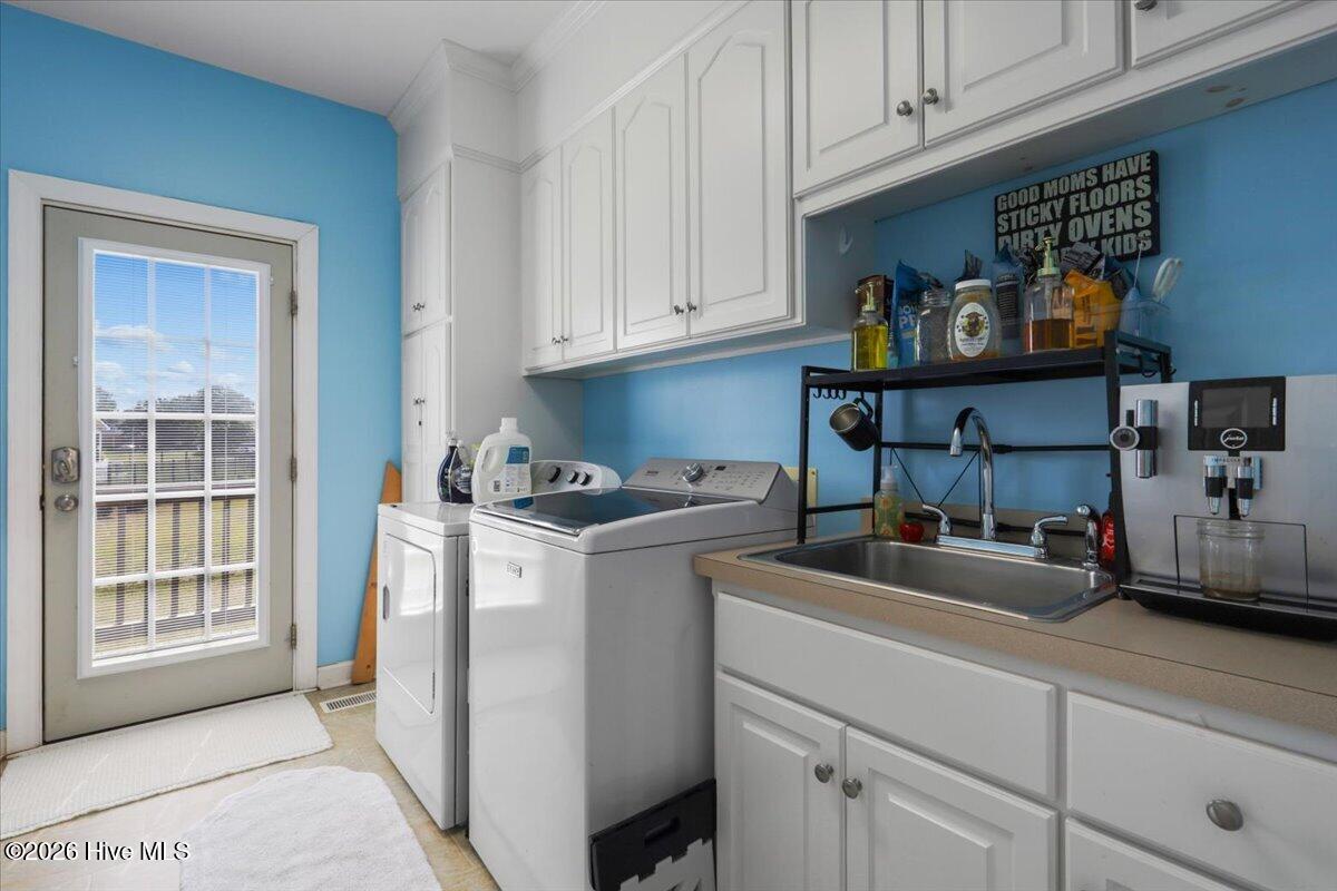Laundry Room with exterior door