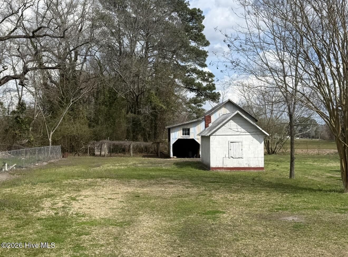 302 N Main Street,Cove City