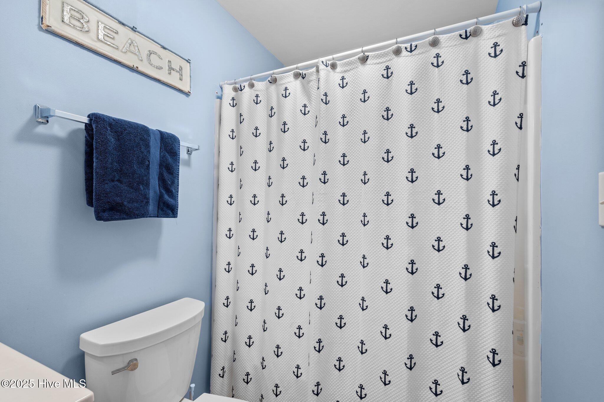 100509576 | Photo 36