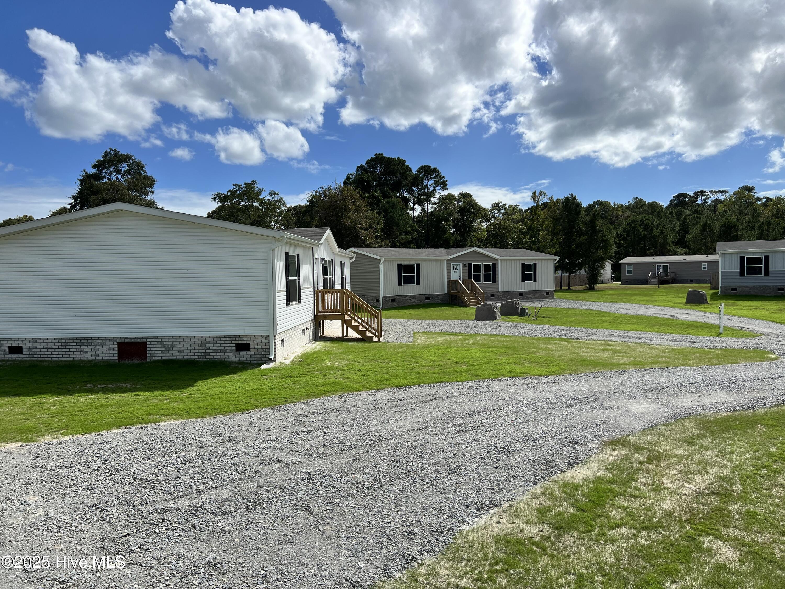 2005 Sarah Field Court SW, Supply, NC 28462 – photo 2: 01