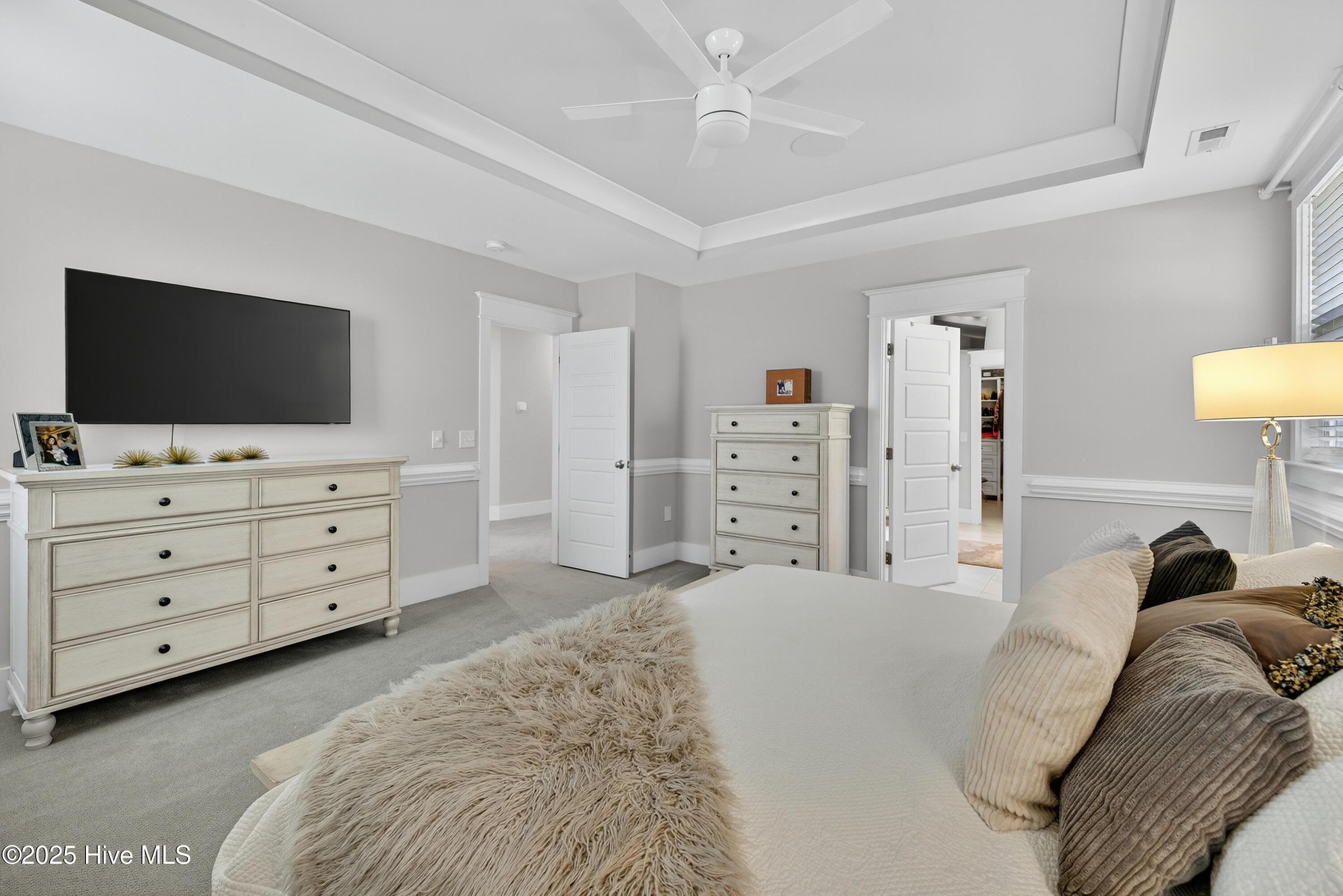 100540063 | Photo 31