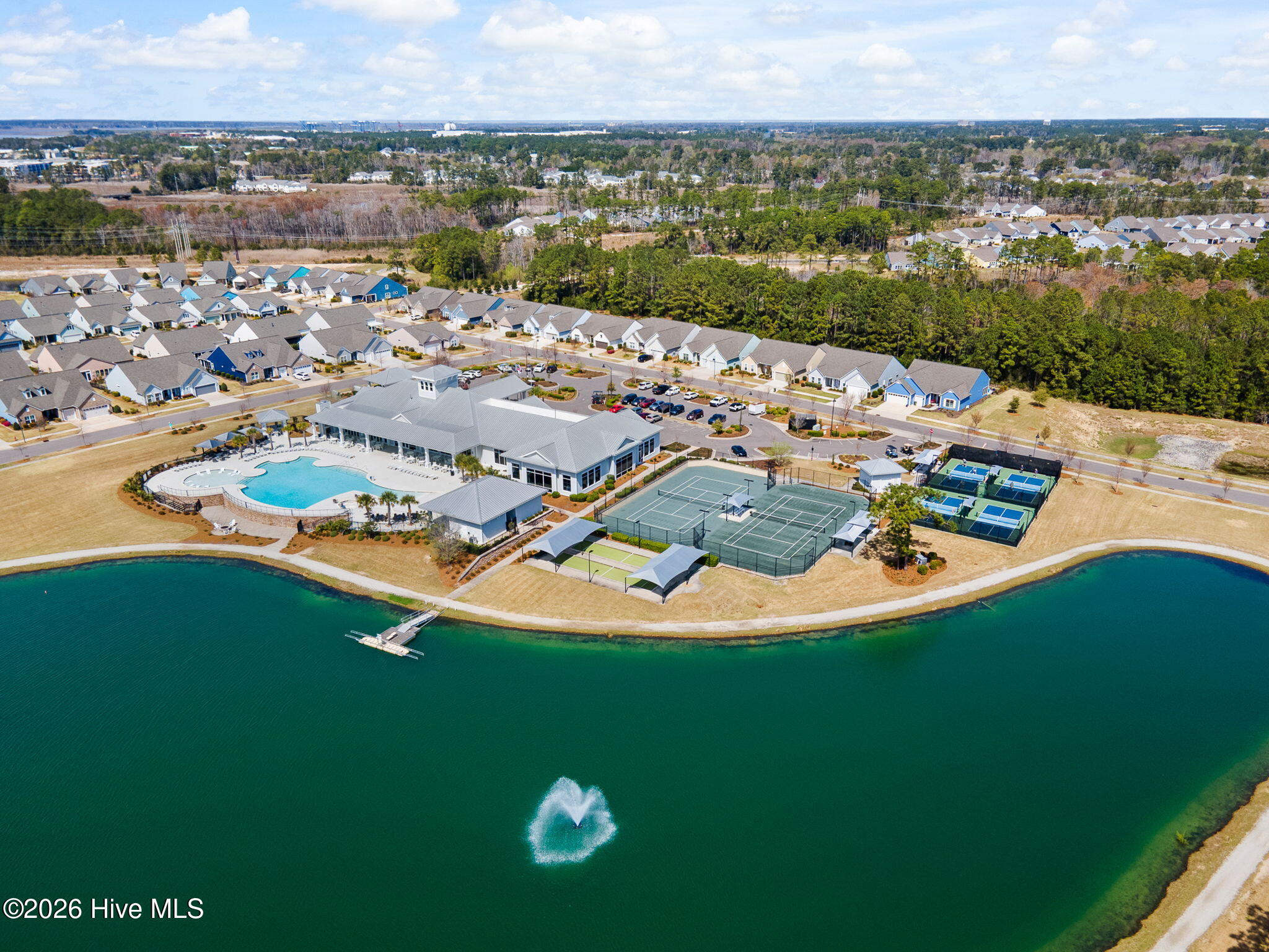 100564414 | Photo 58