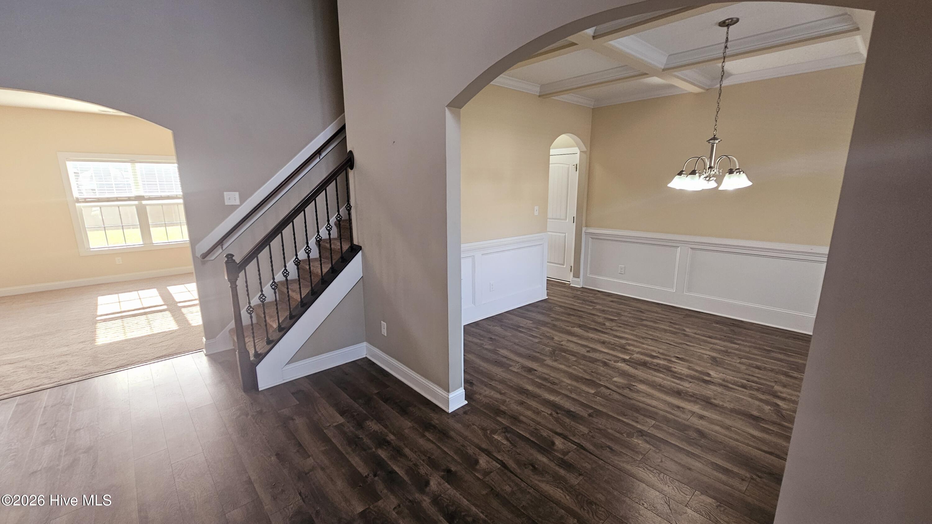 100549726 | Photo 26