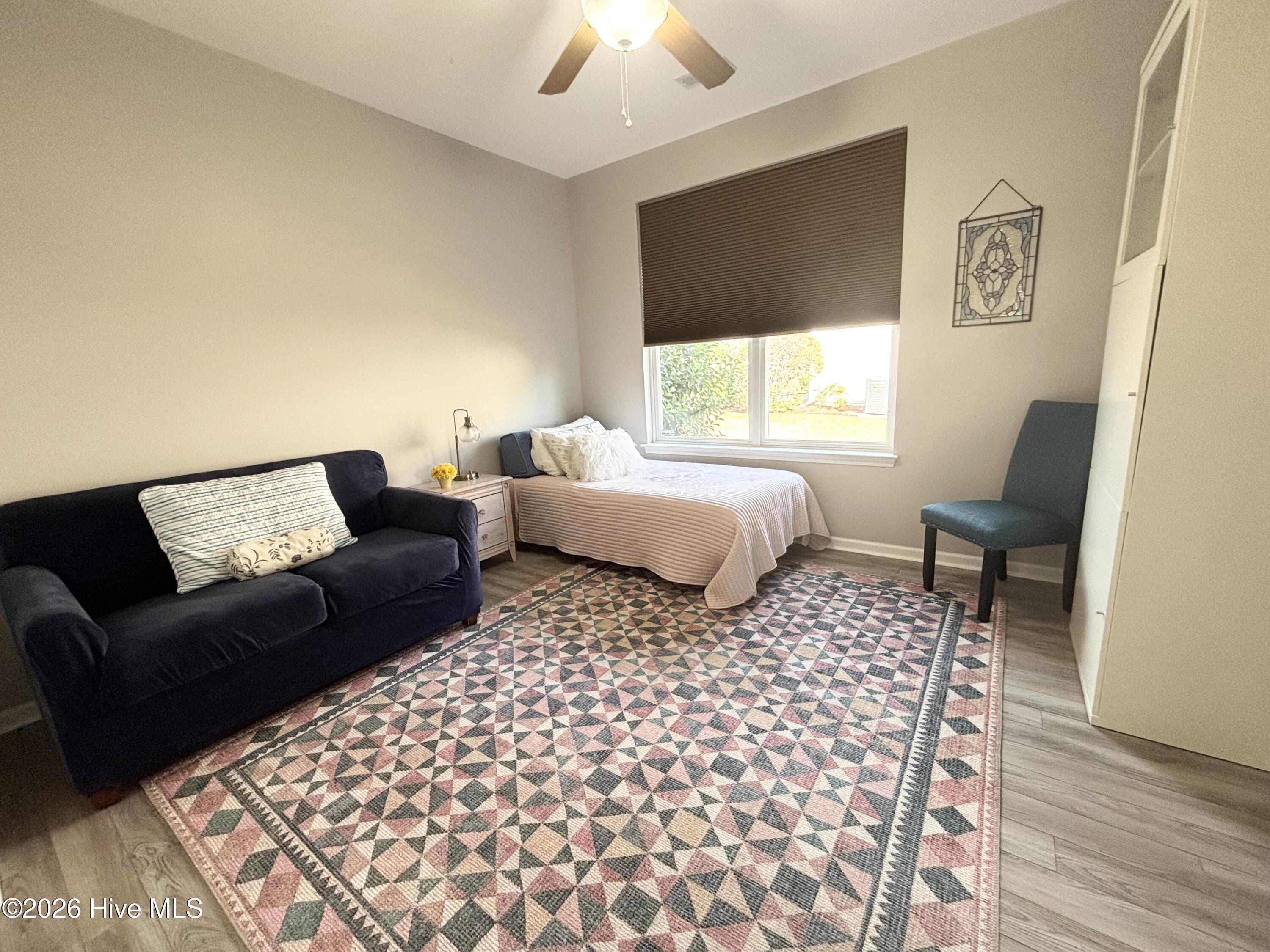 100550059 | Photo 15