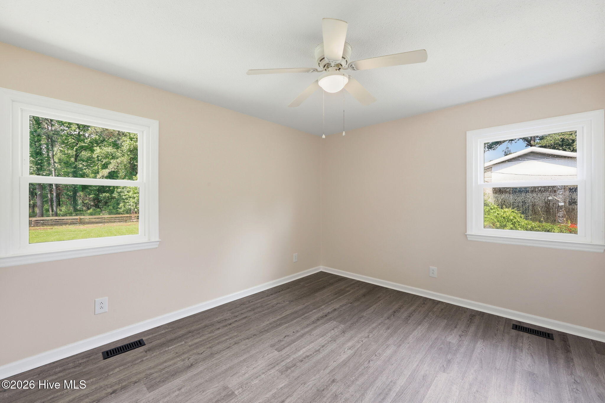 1040 Broad Creek Road,New Bern