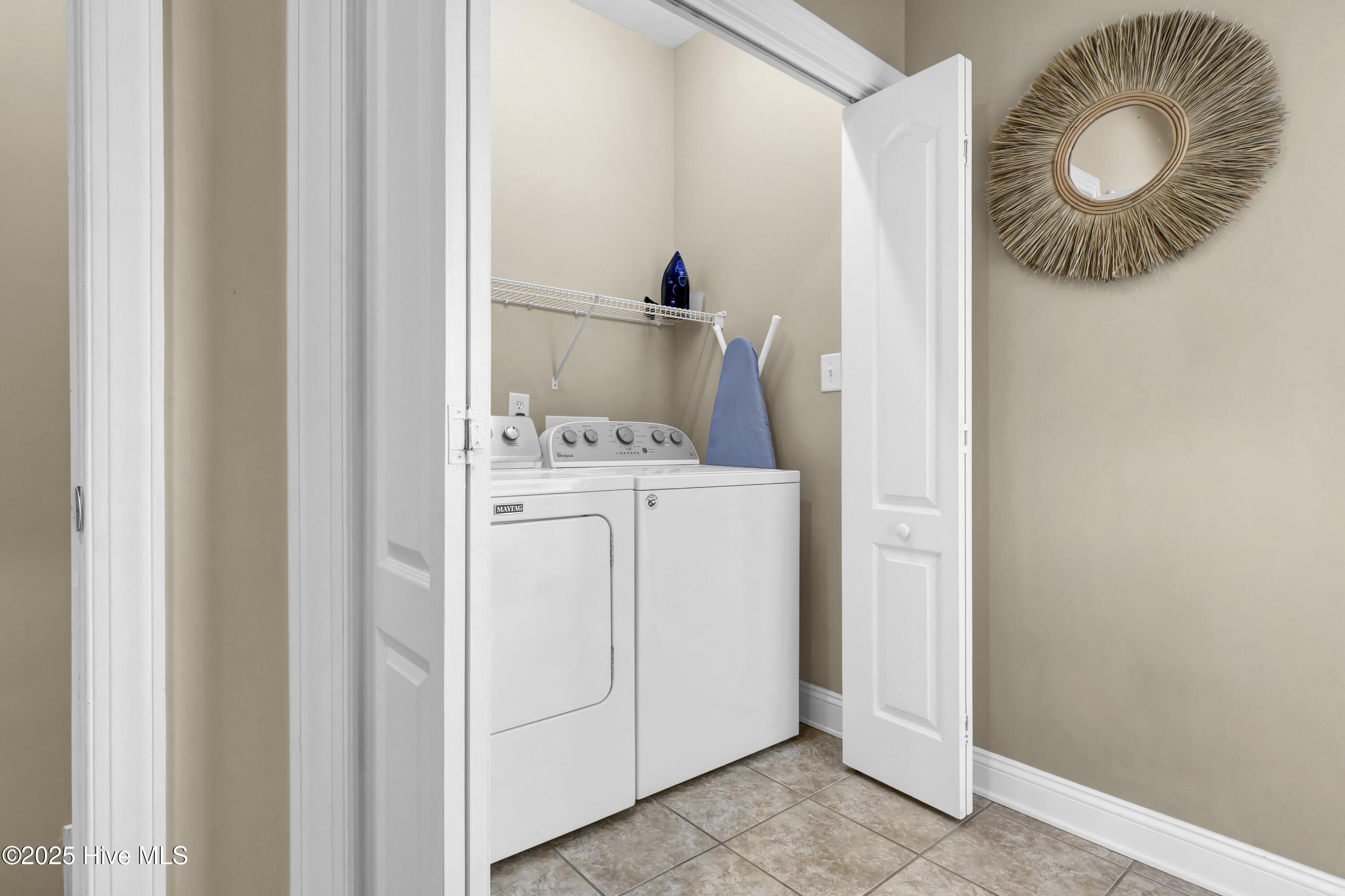 100535272 | Photo 19