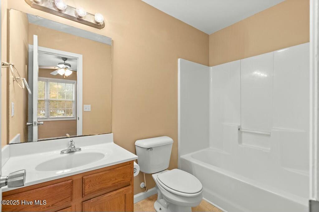 100548845 | Photo 12