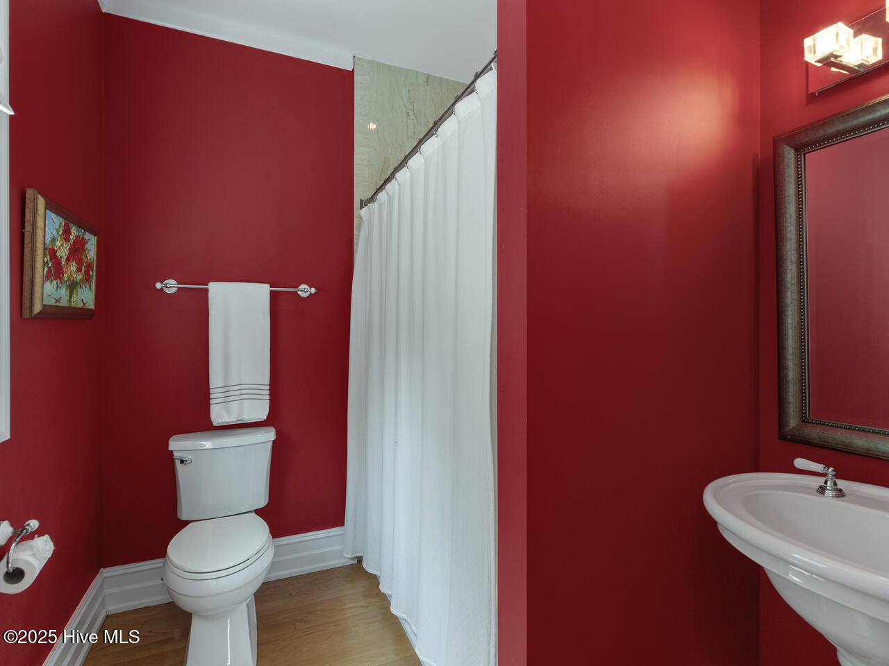 100526080 | Photo 39