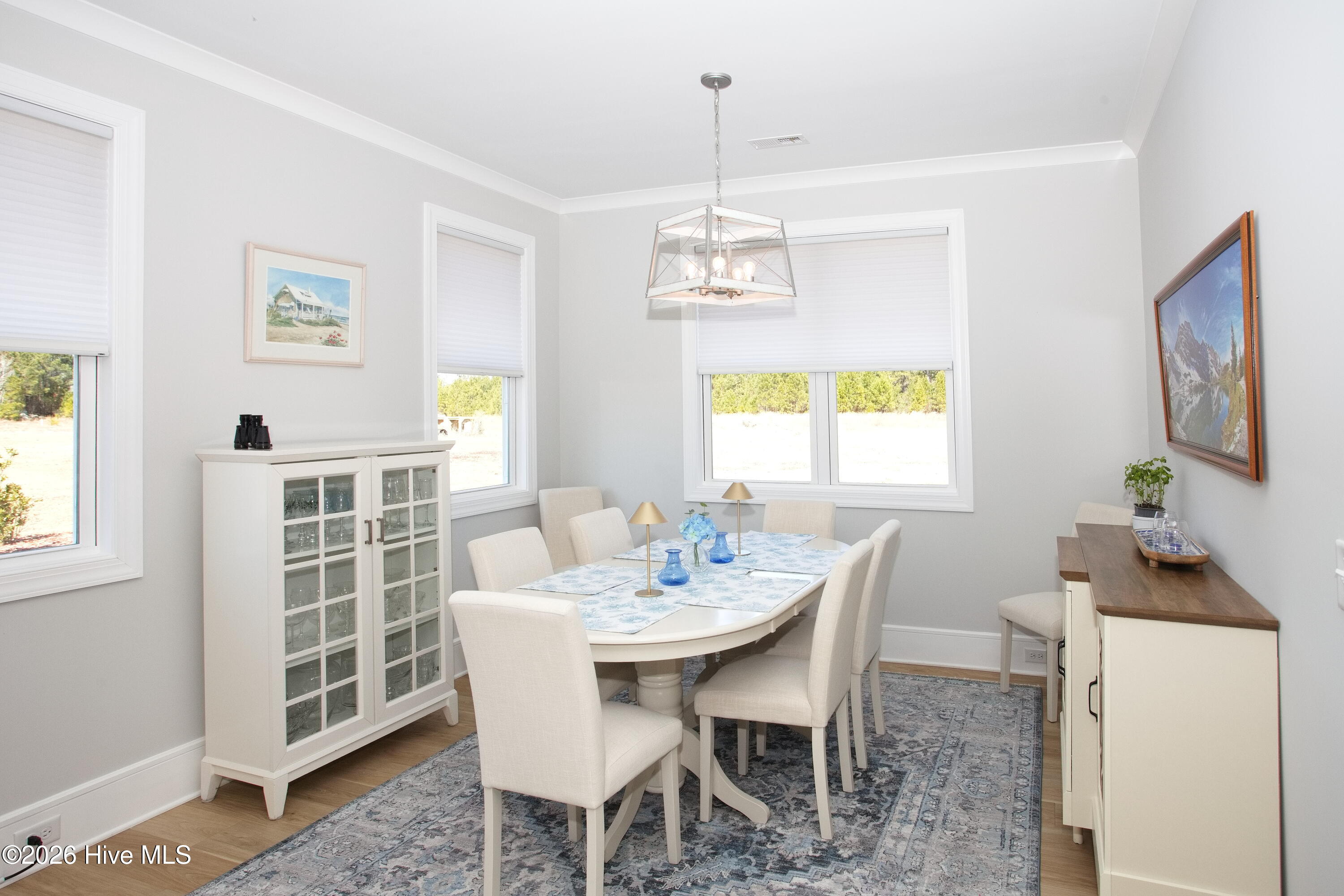 100567351 | Photo 17