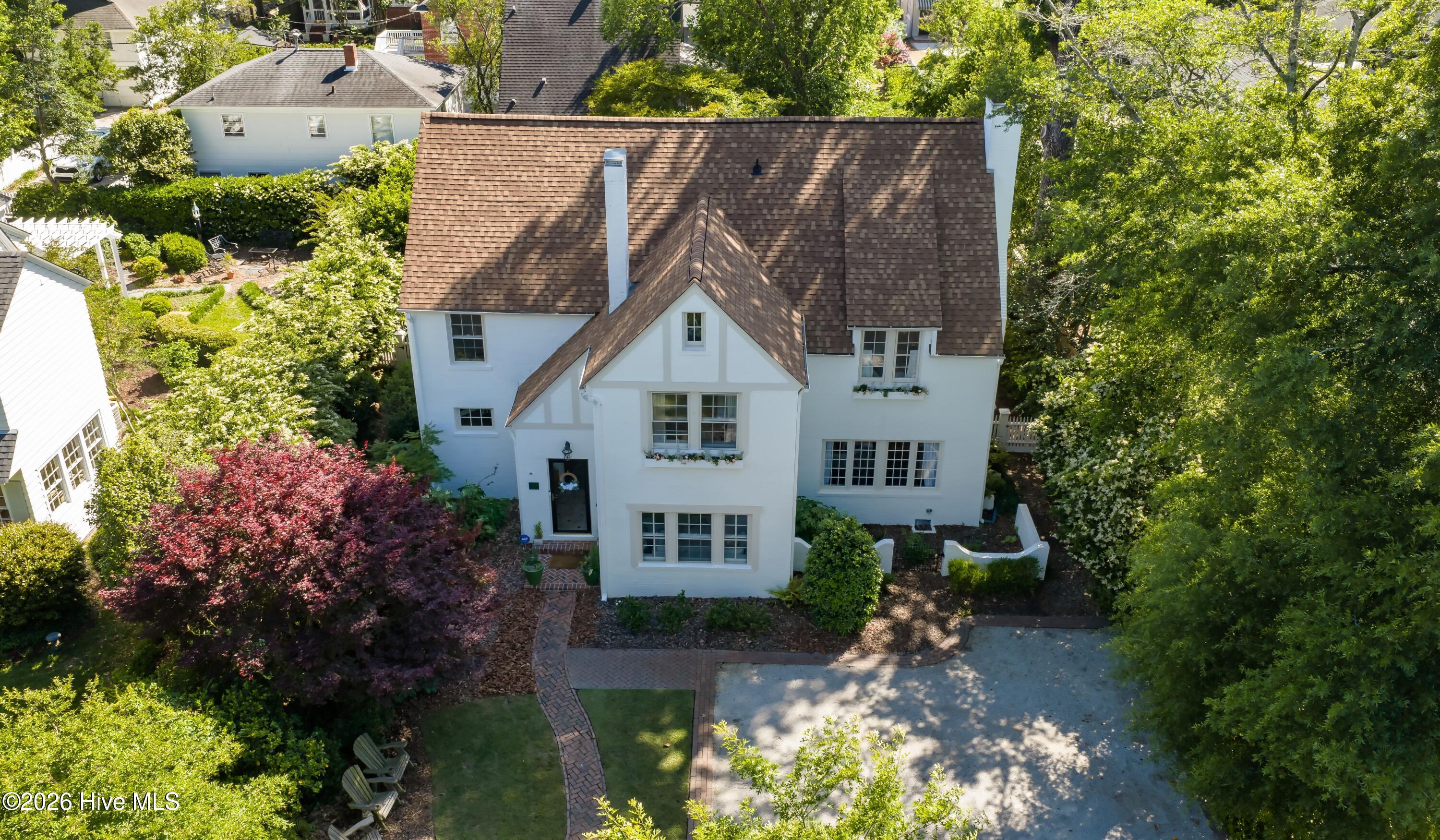 100570649 | Photo 61