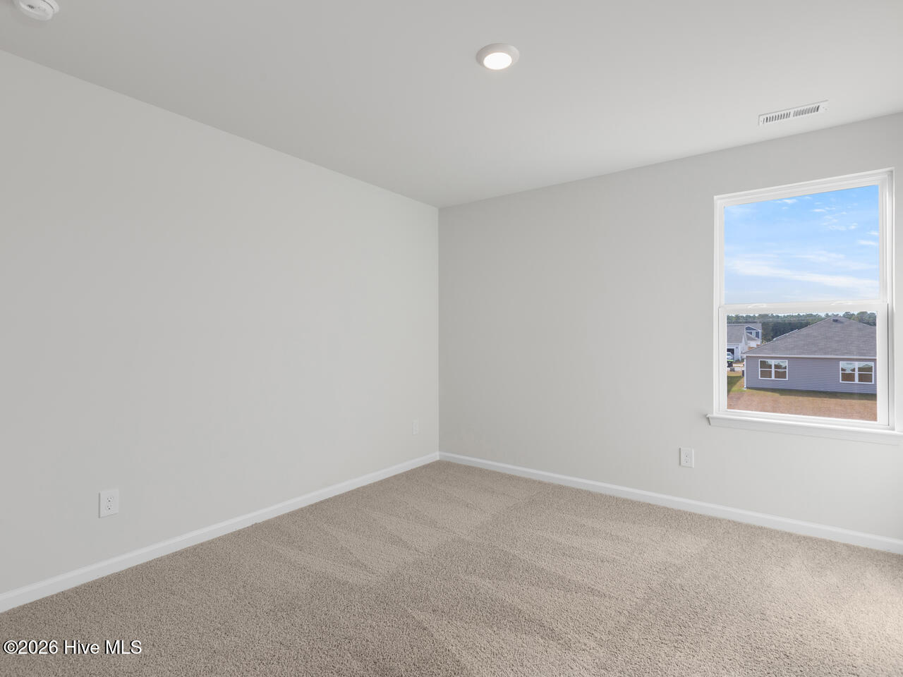 100556857 | Photo 34