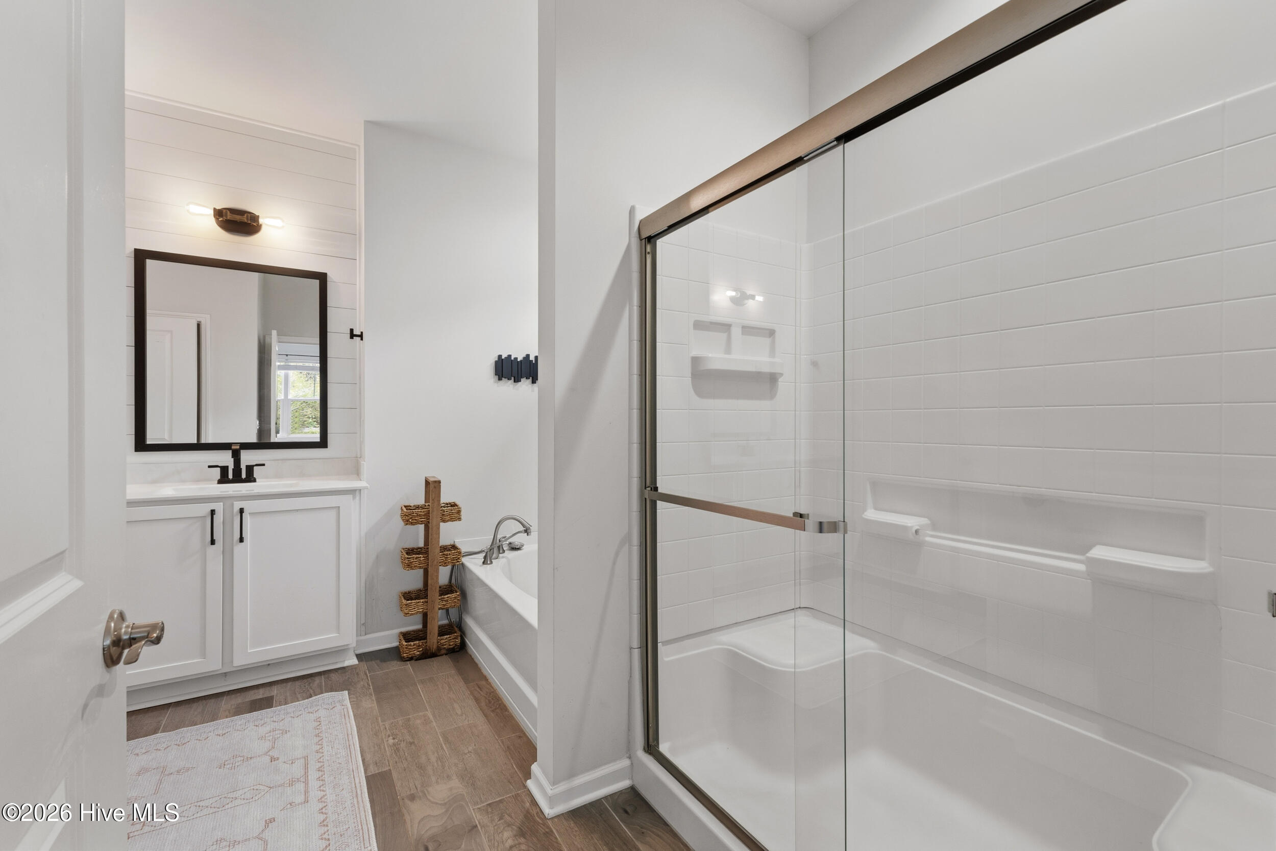 100557196 | Photo 18