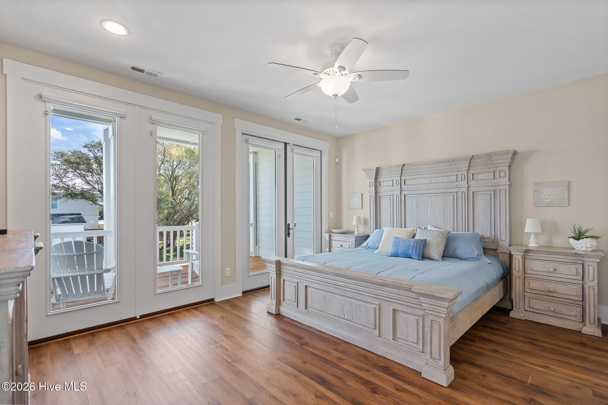 100558521 | Photo 19