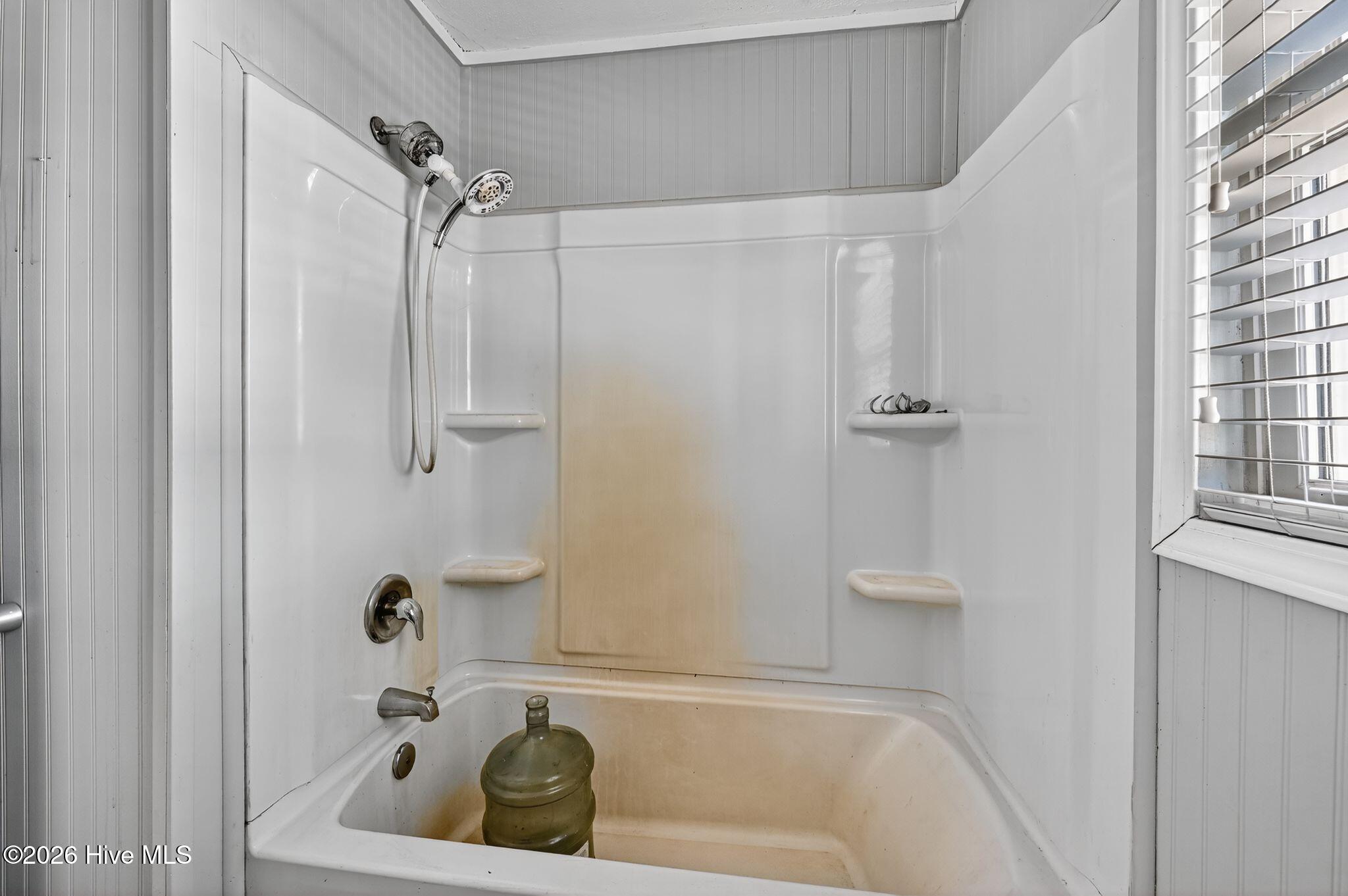 100553943 | Photo 29