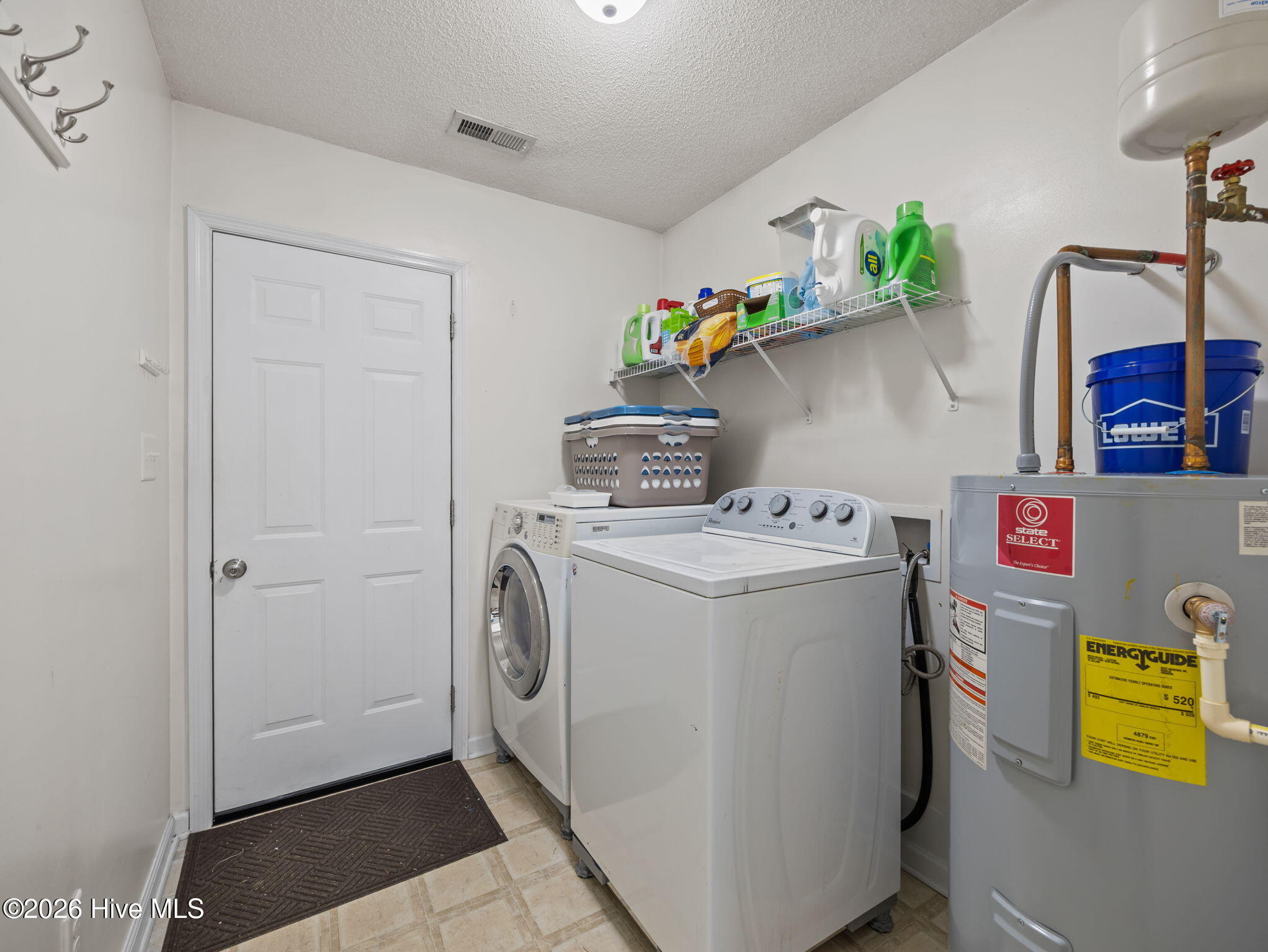 100566784 | Photo 13