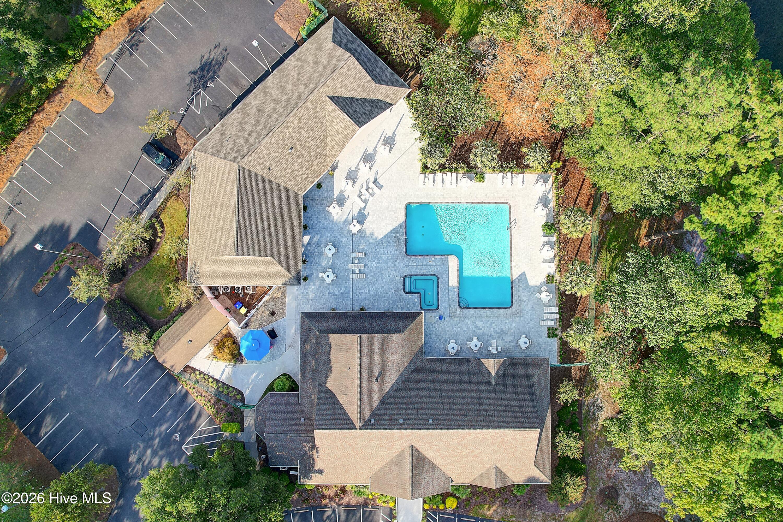 100555426 | Photo 62