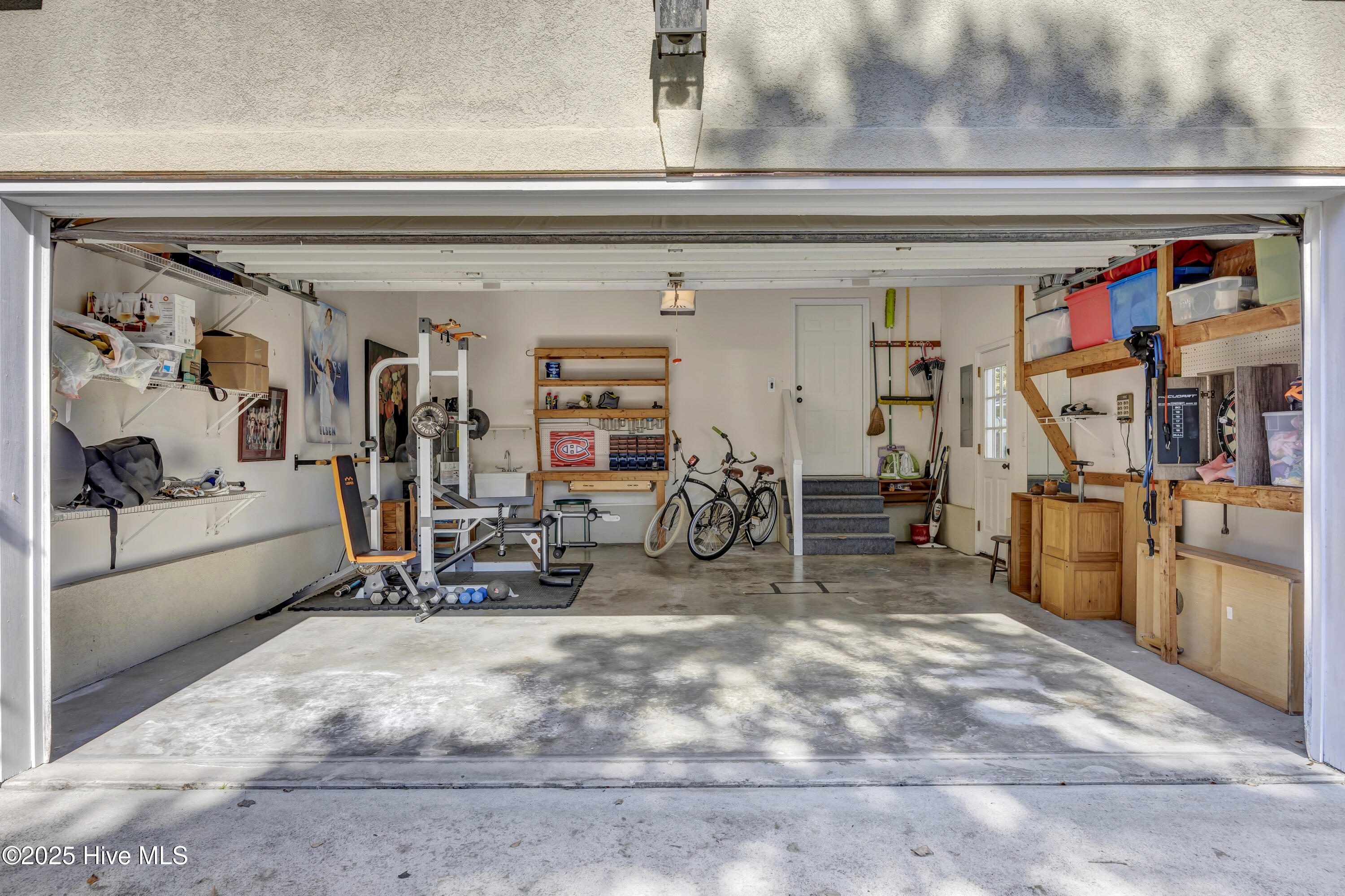 100541424 | Photo 24