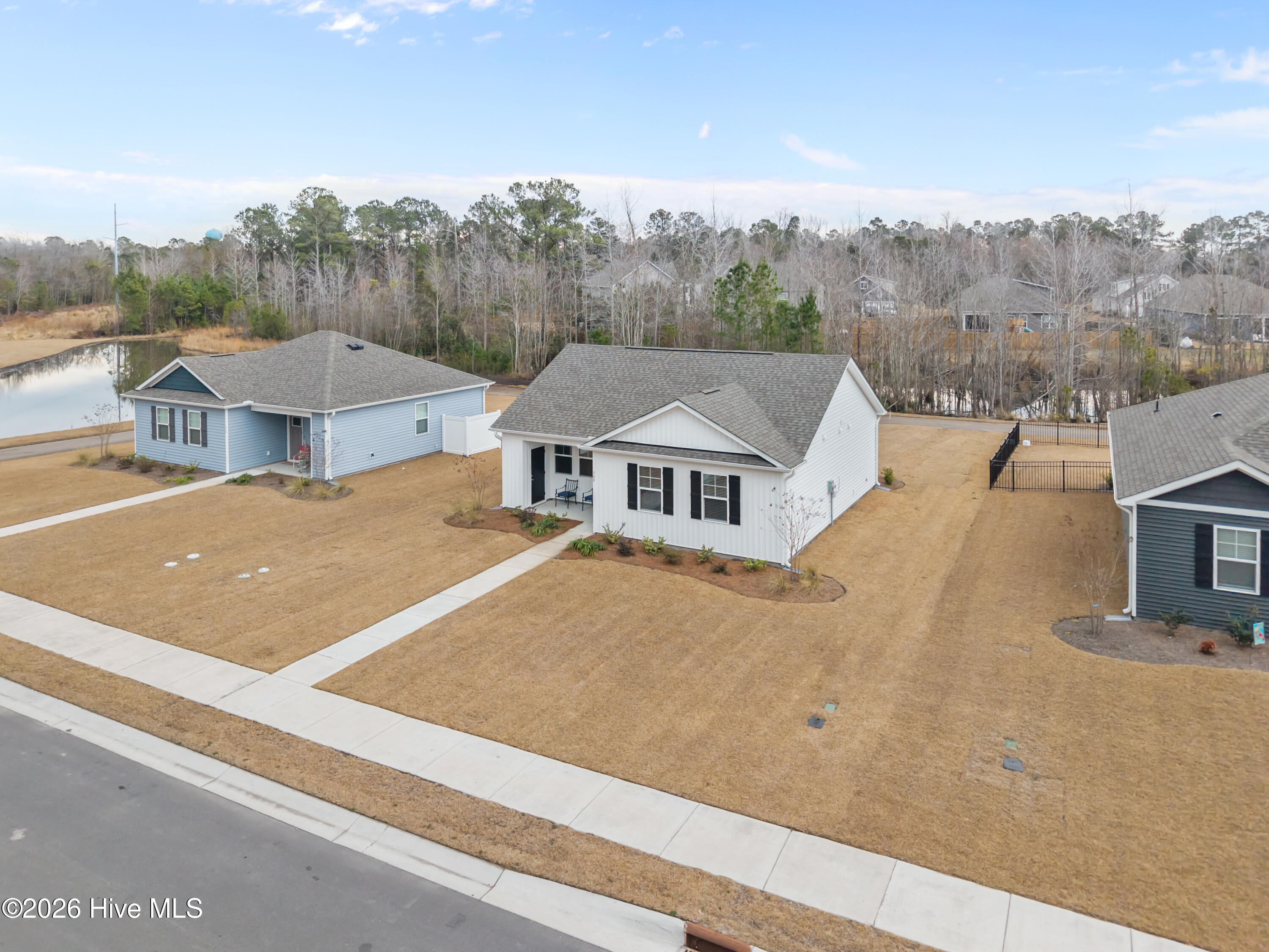 100555790 | Photo 47