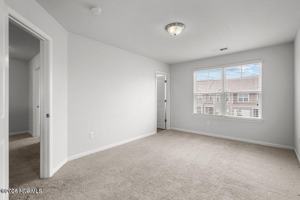 100543513 | Photo 24