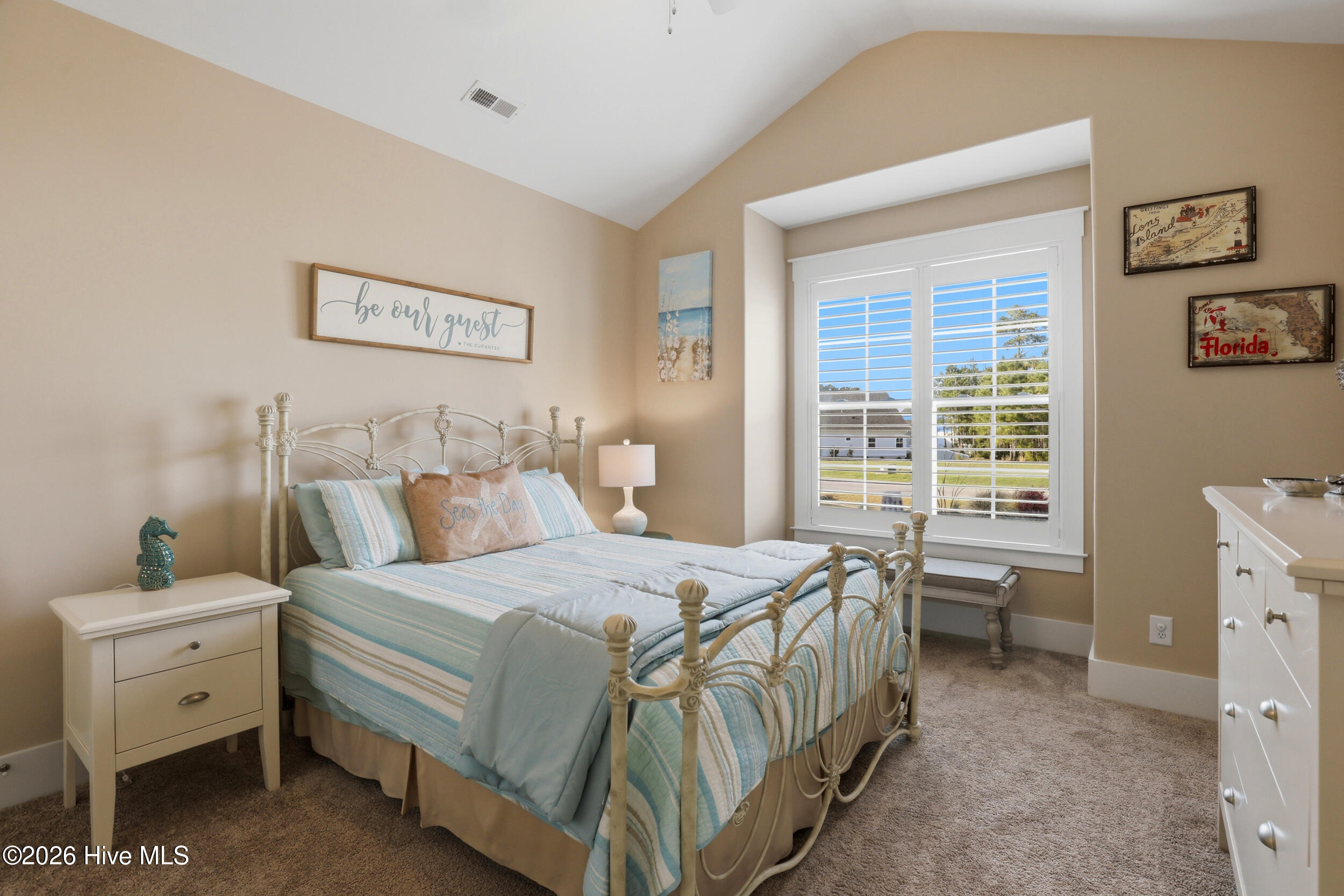 100562298 | Photo 39