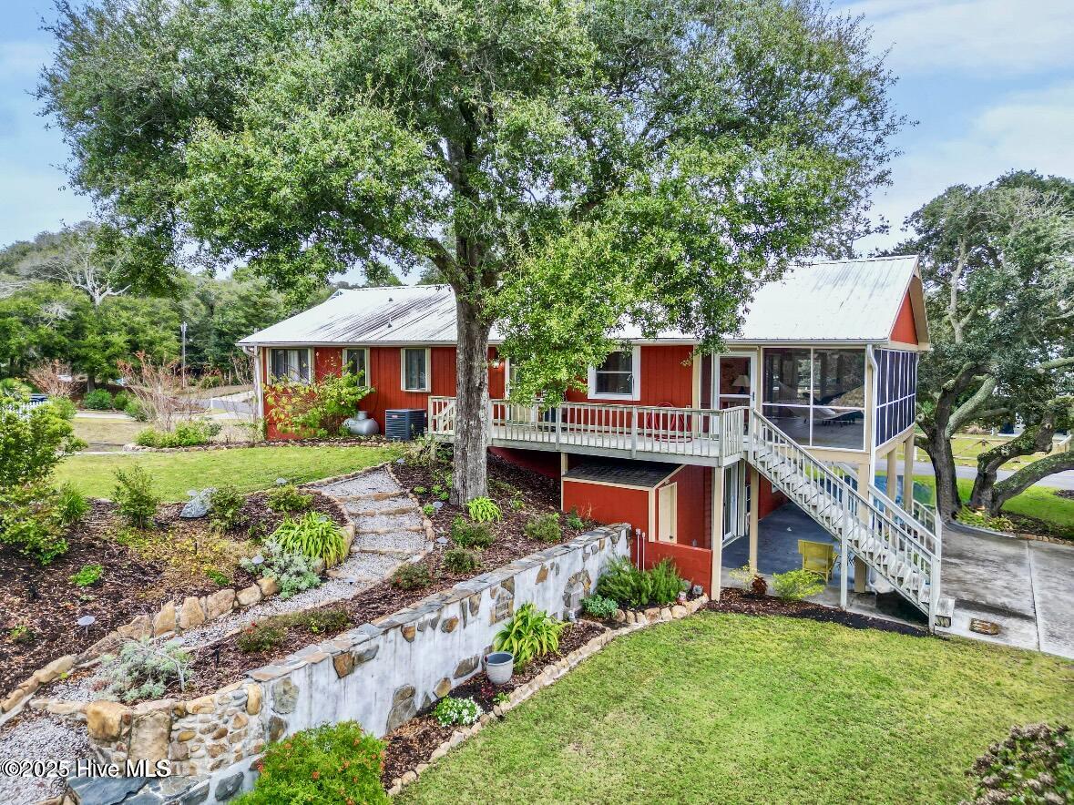 100540990 | Photo 81