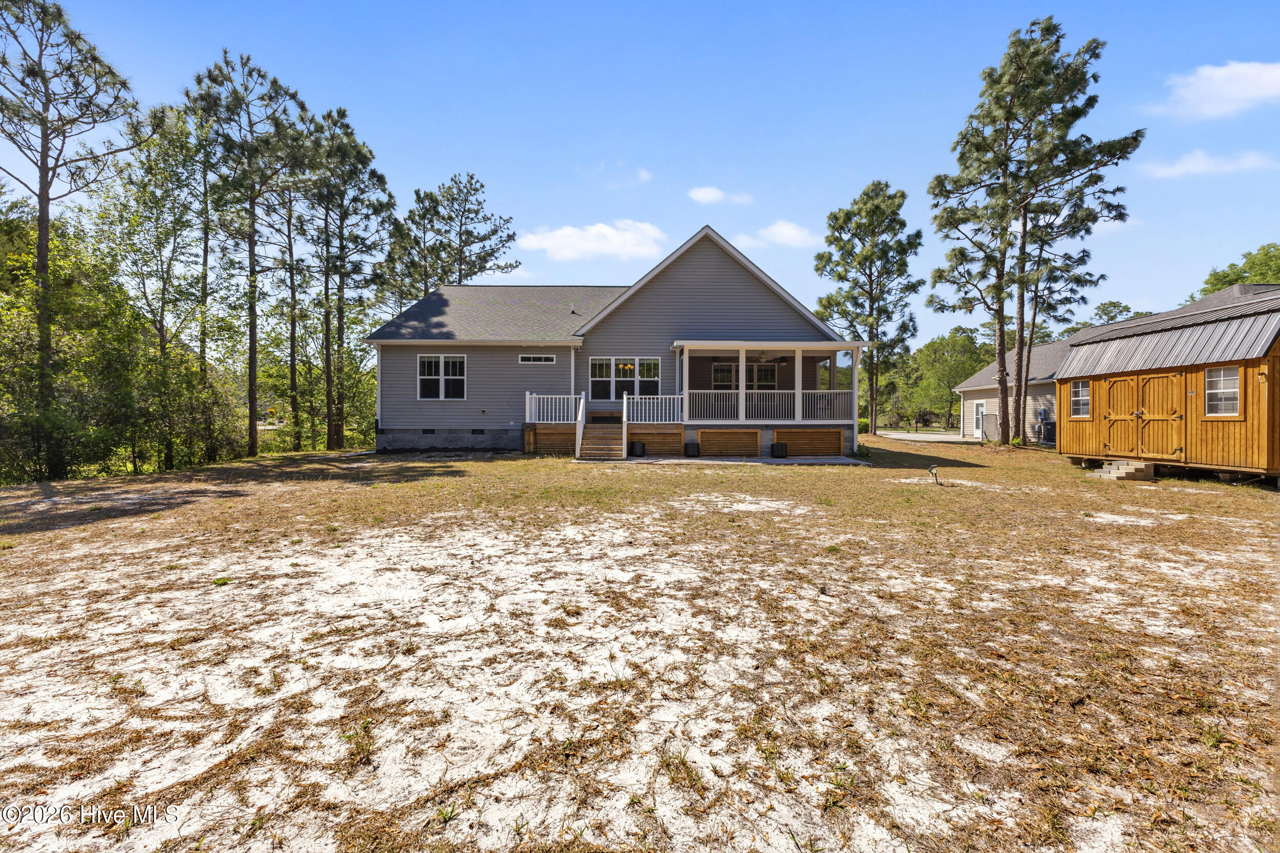 100569196 | Photo 38