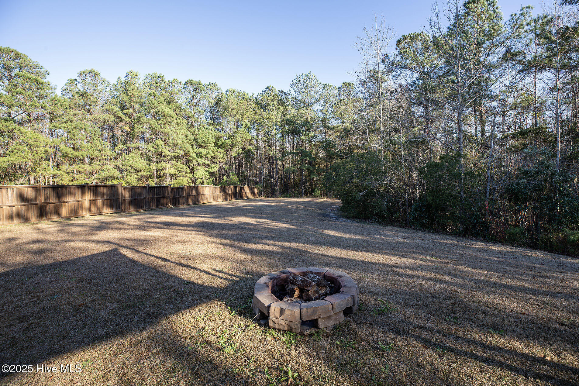 100546860 | Photo 26