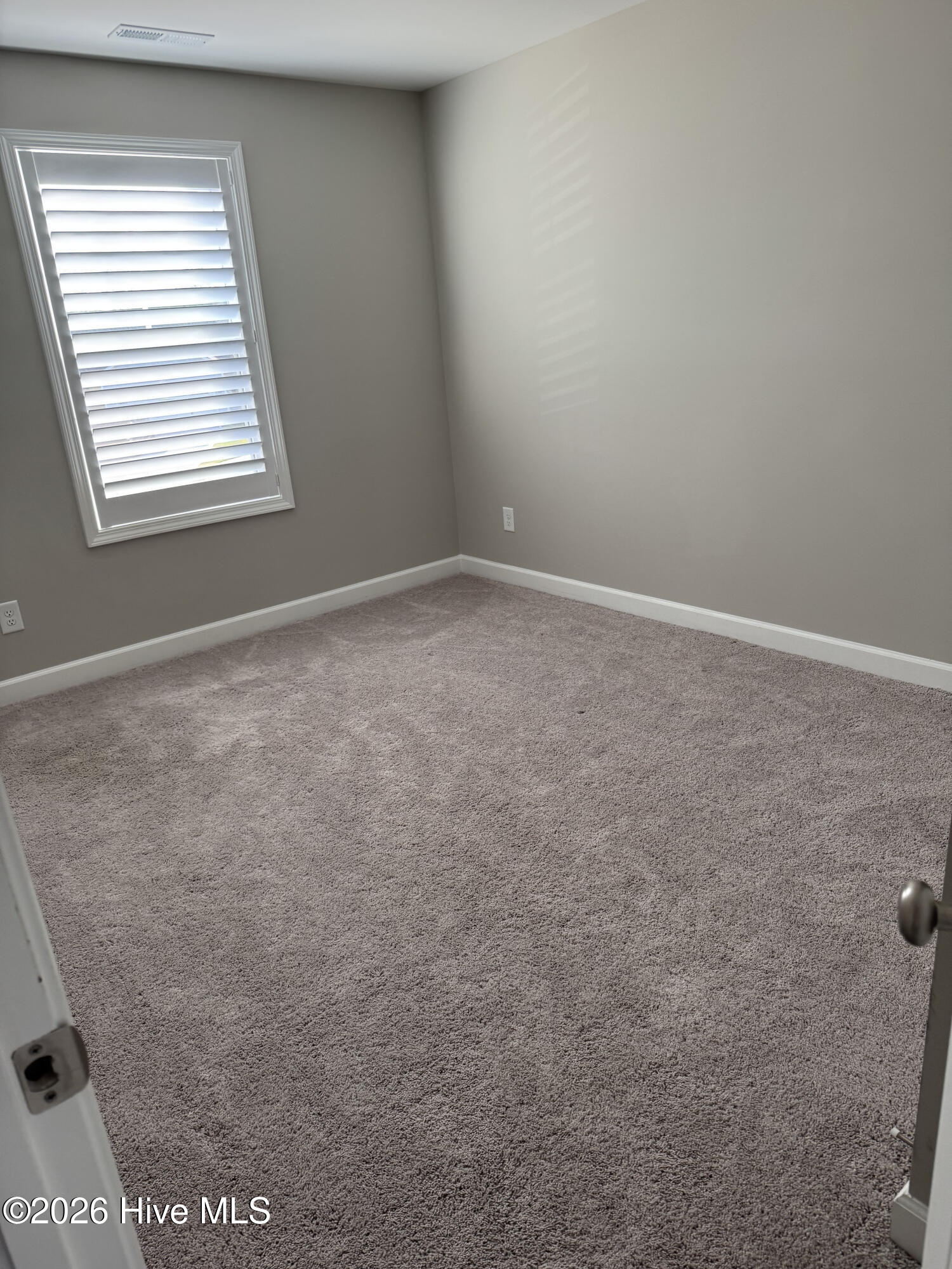 100561884 | Photo 41