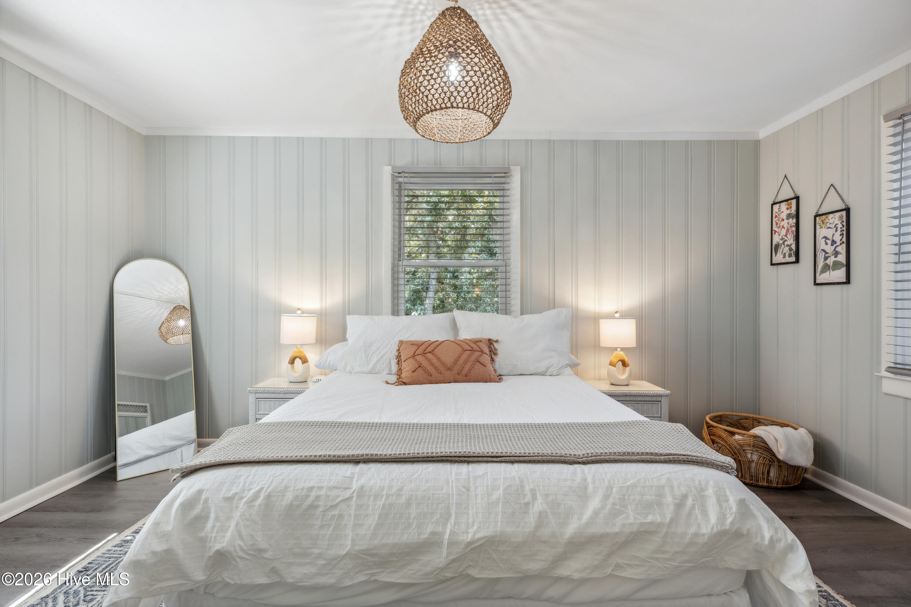 100569125 | Photo 40