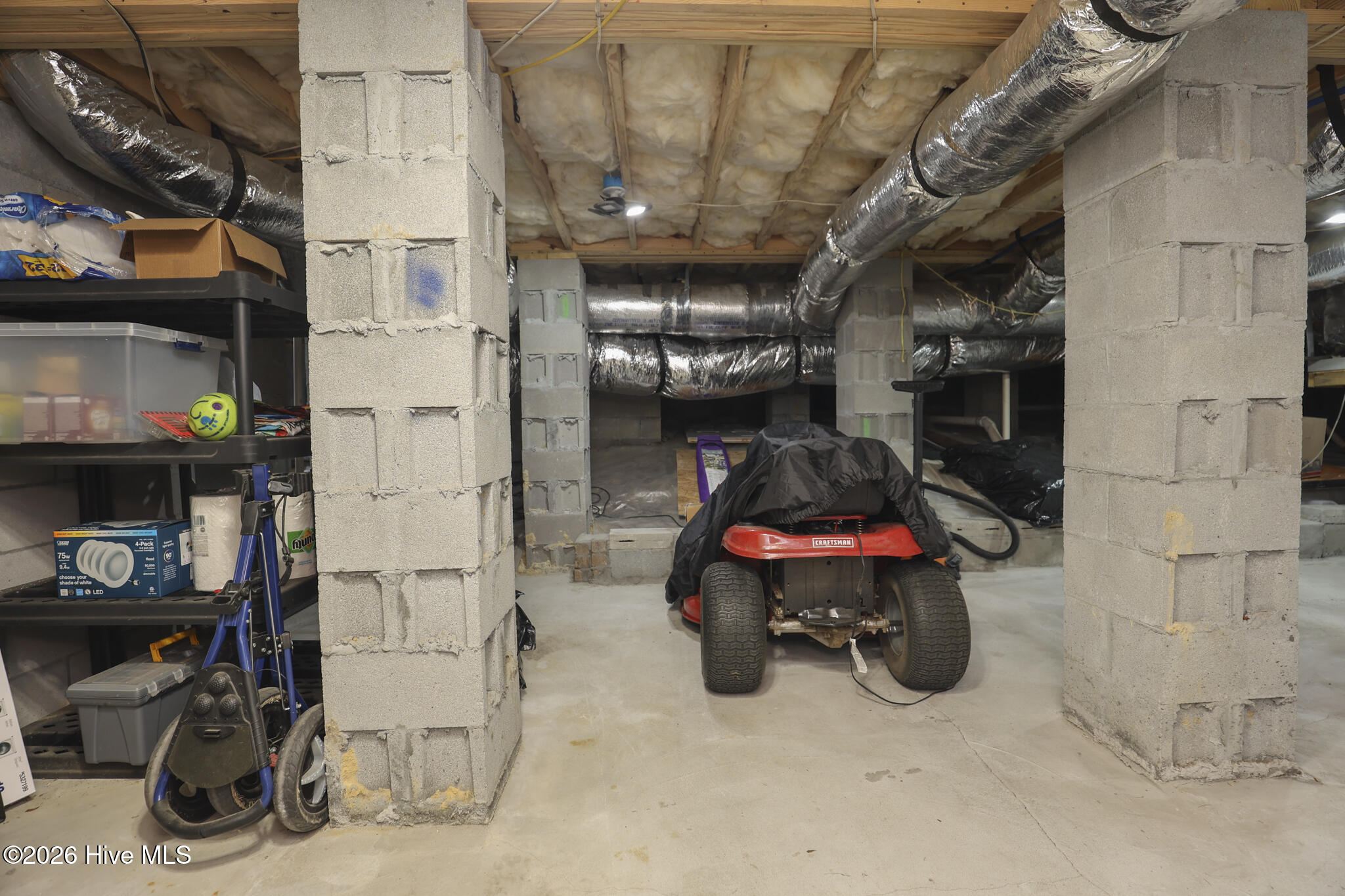 100564942 | Photo 79