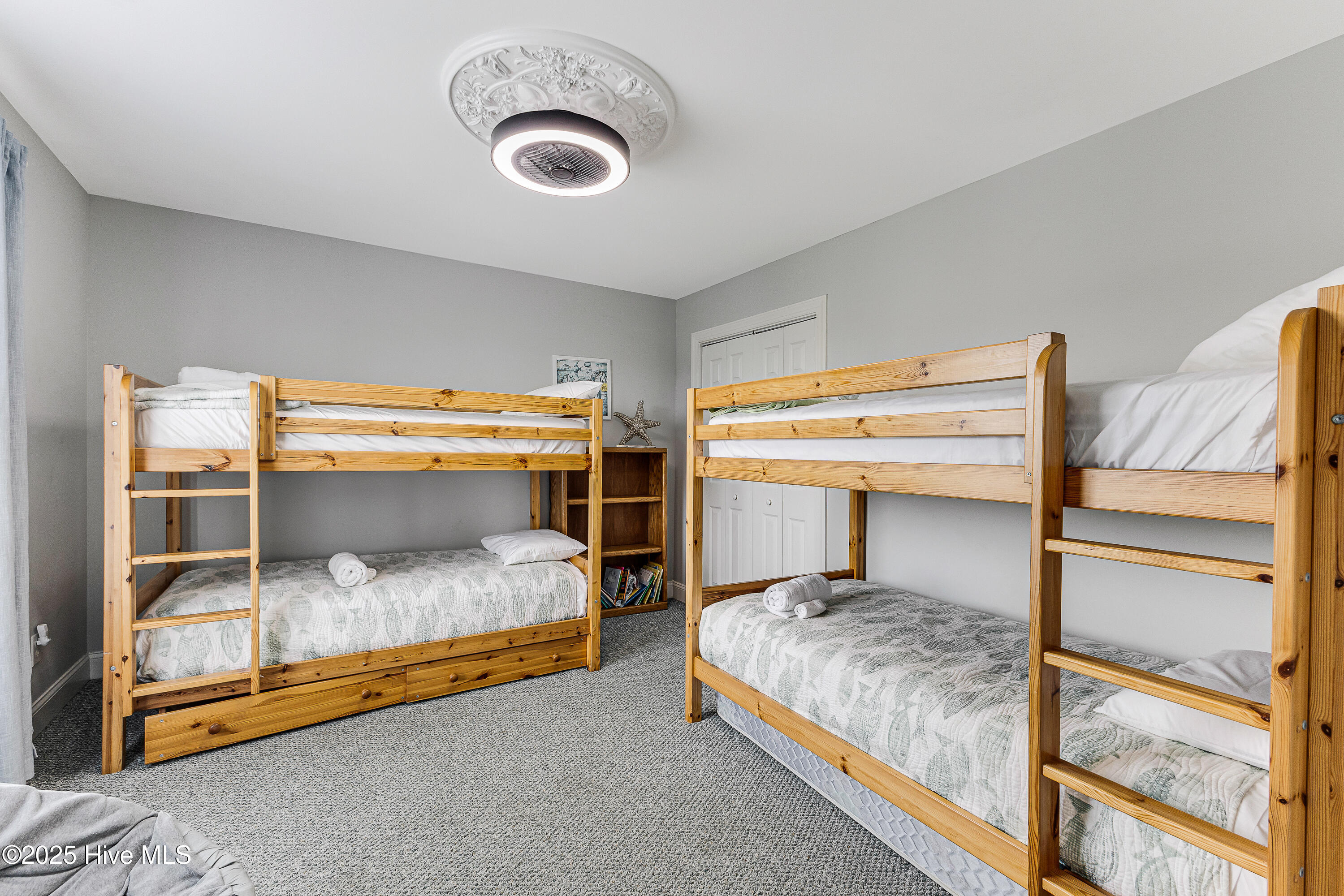 100514949 | Photo 28