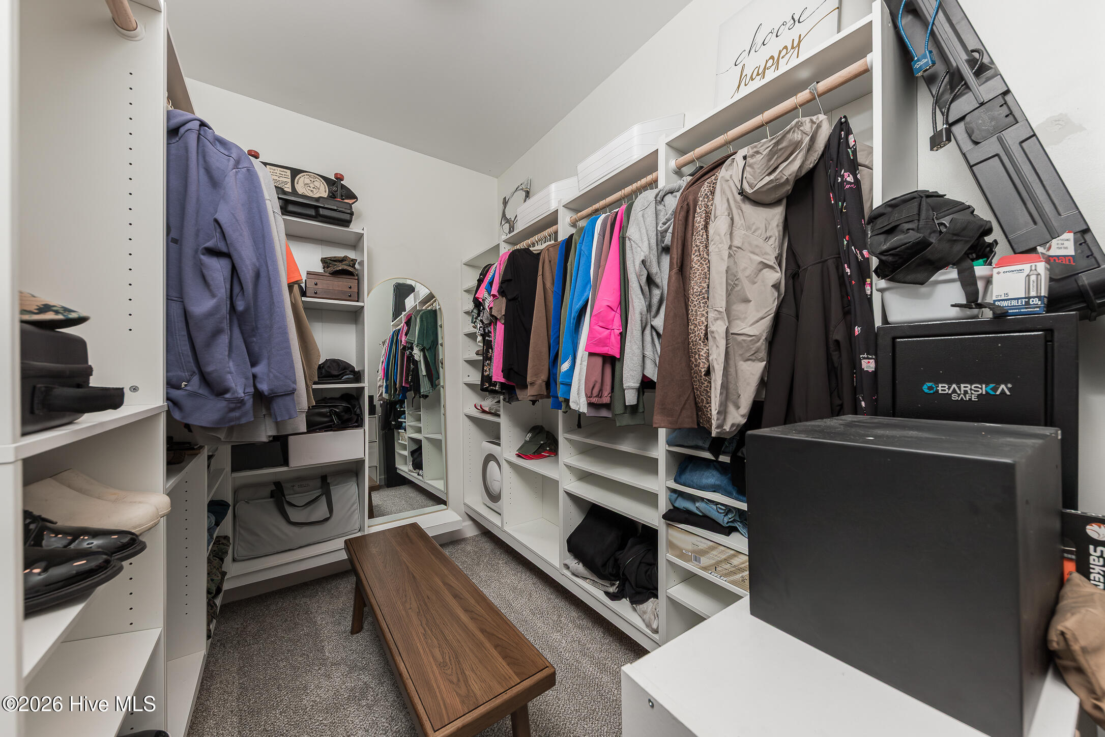 100566582 | Photo 22