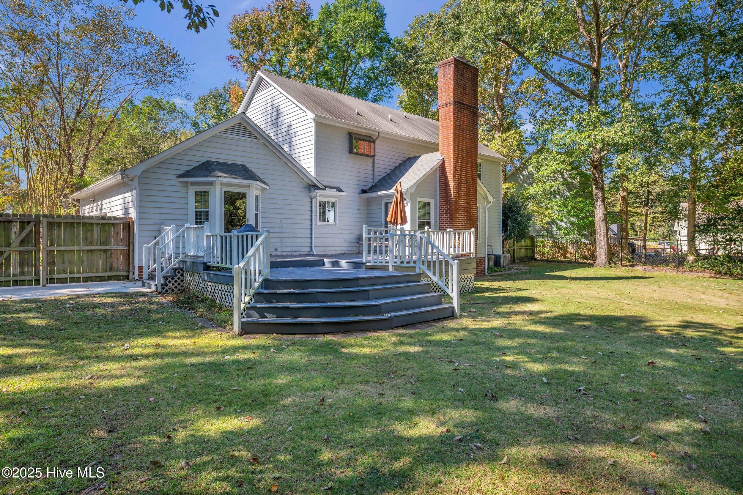 100537583 | Photo 38